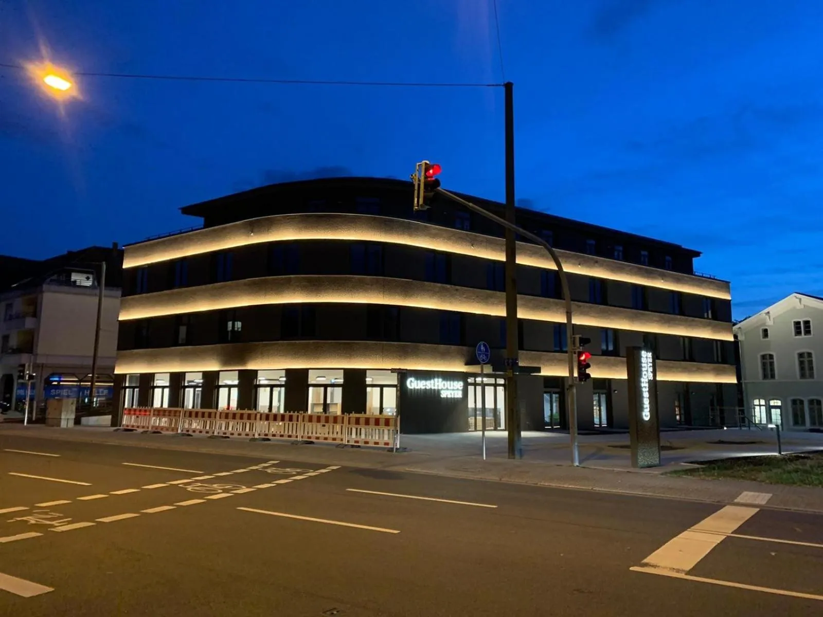Facade/entrance in GuestHouse Speyer