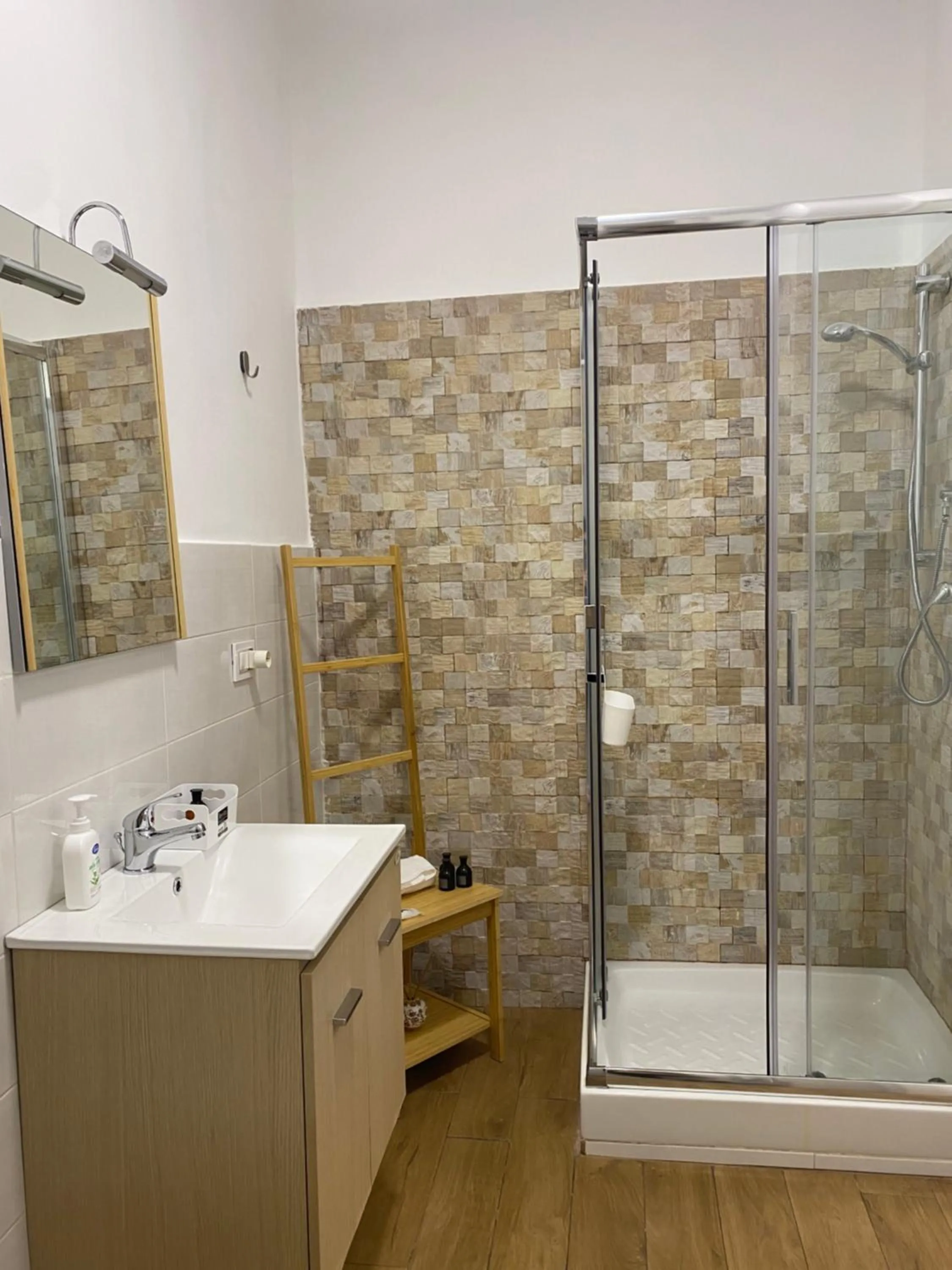 Bathroom in B&B "Lo Straniero"