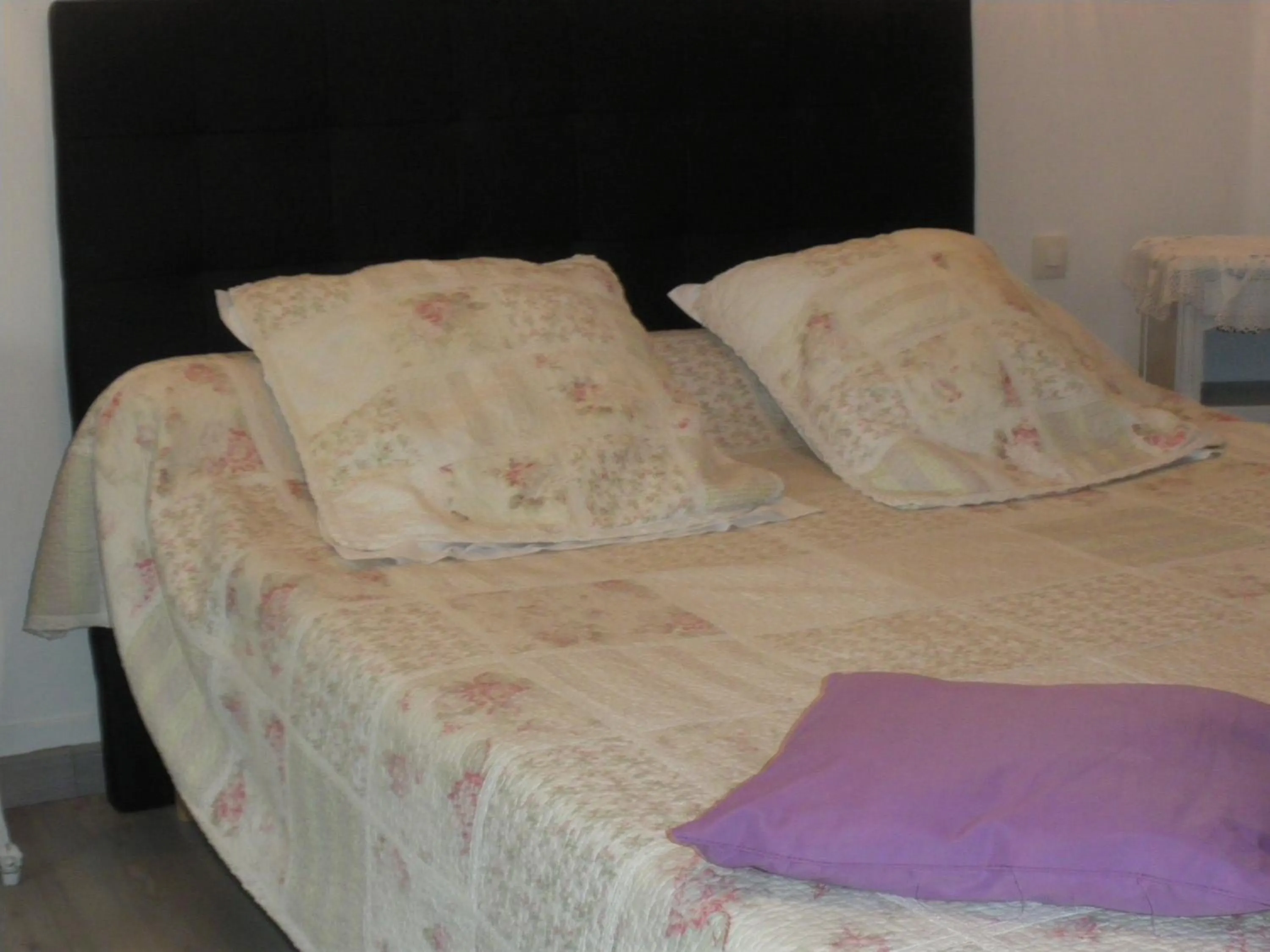 Bed in Les Coquillettes