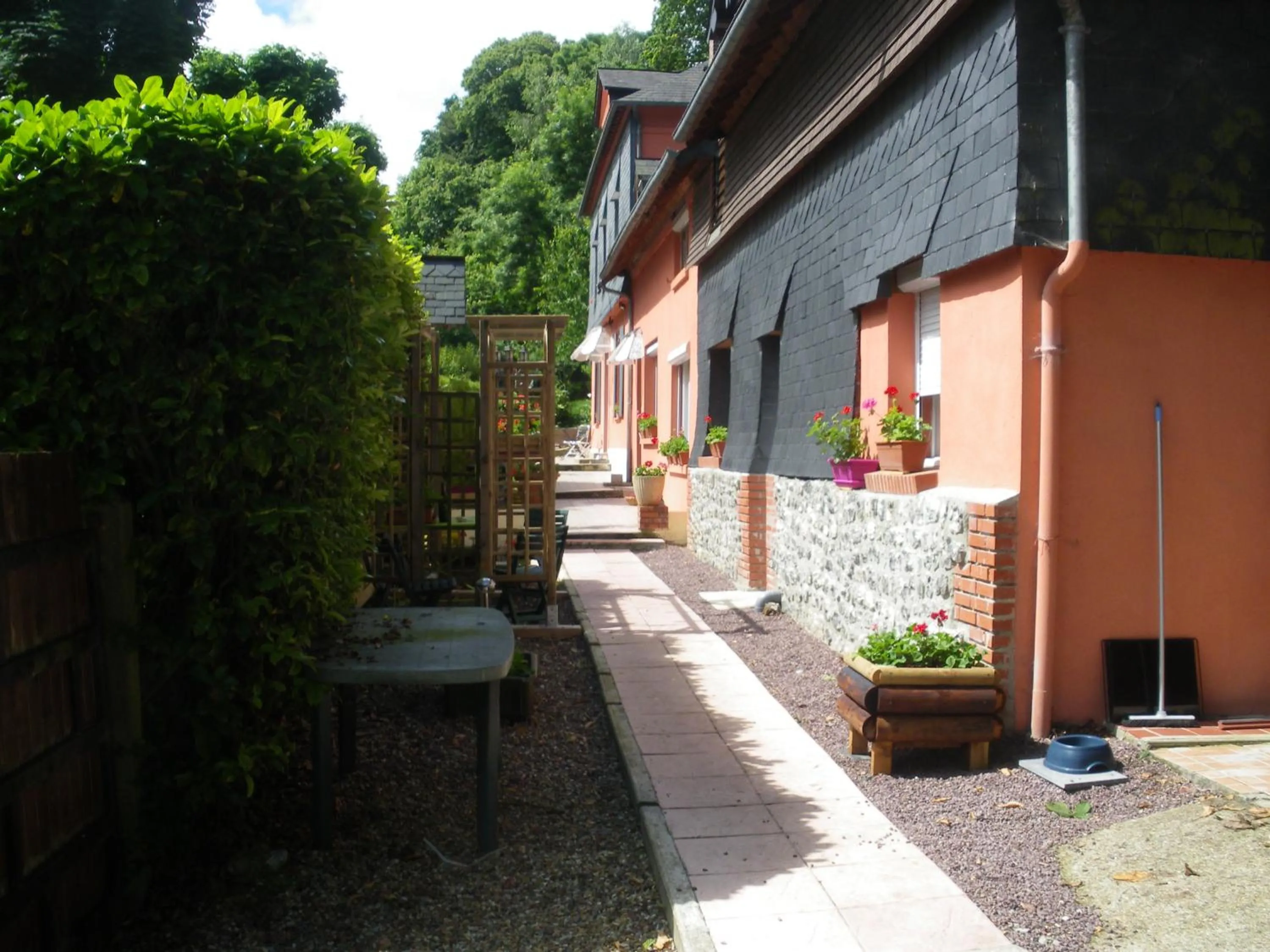 Property building in Les Coquillettes
