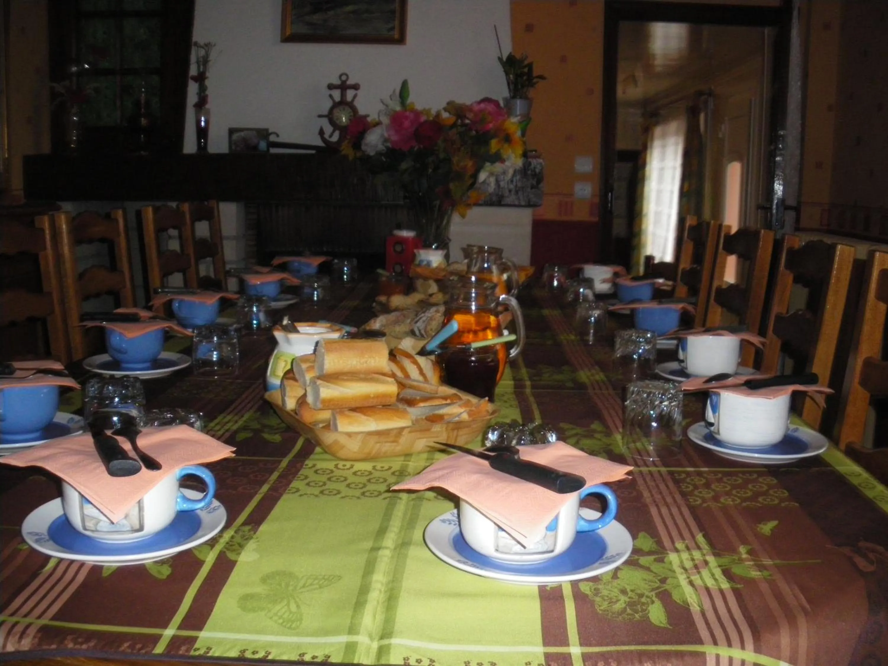 Breakfast in Les Coquillettes
