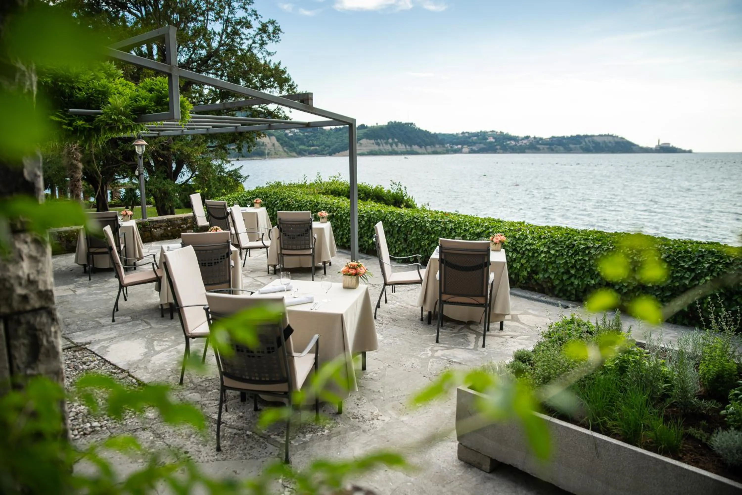 Seating area in Vila Tartini