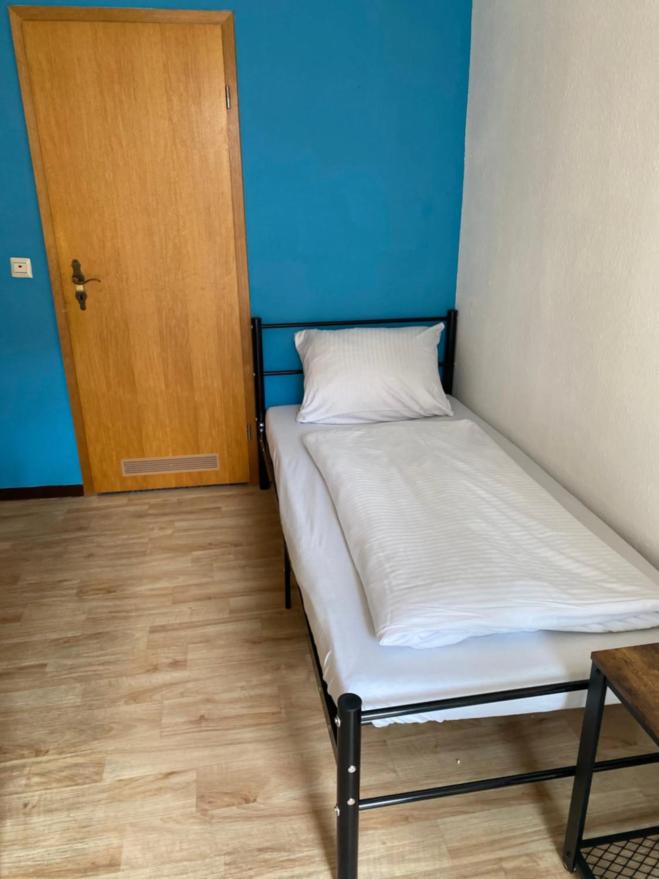 Photo of the whole room, Bed in Sonntags Hotel