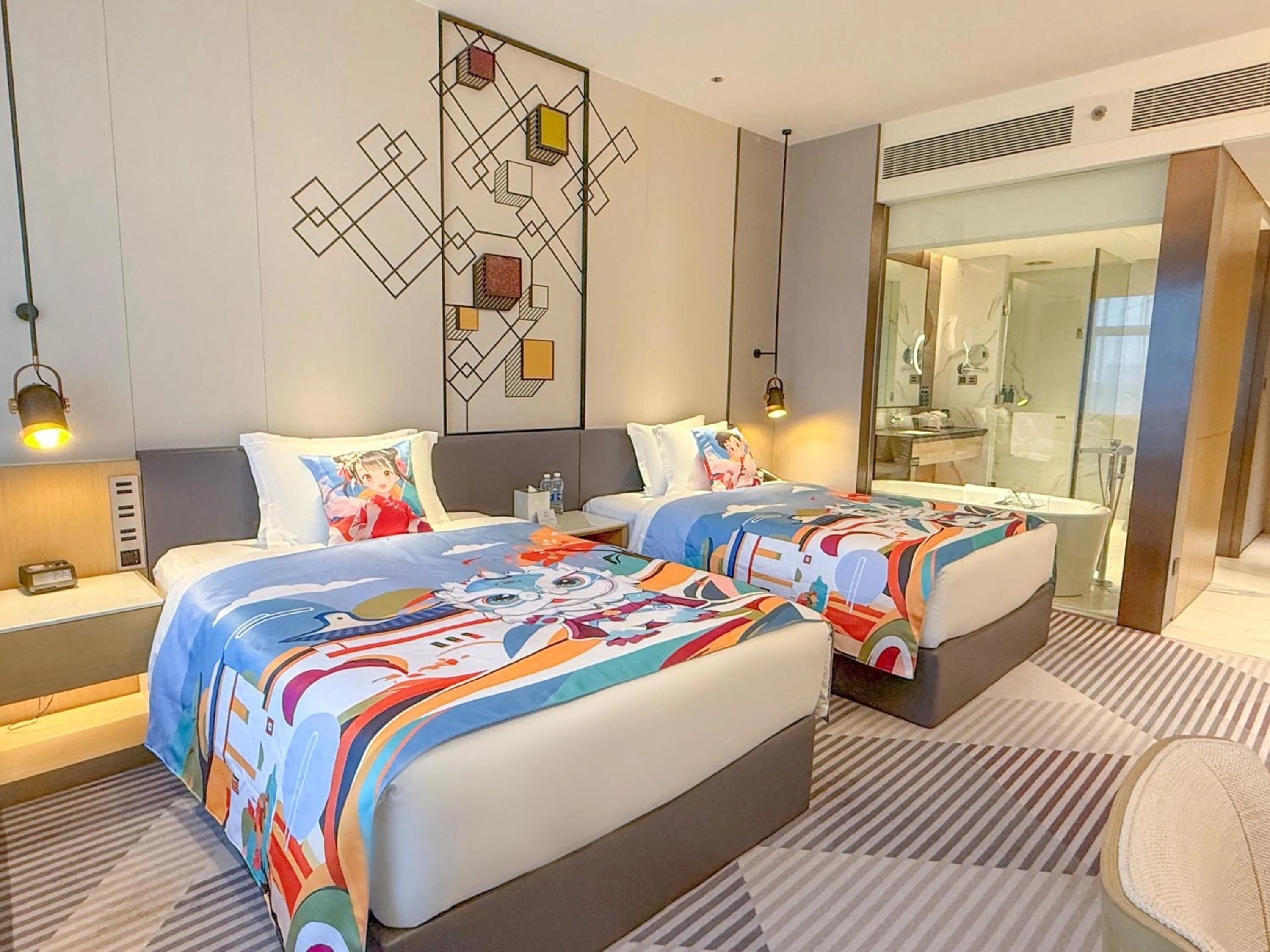 Bed in Crowne Plaza Foshan Nanhai-an IHG Hotel