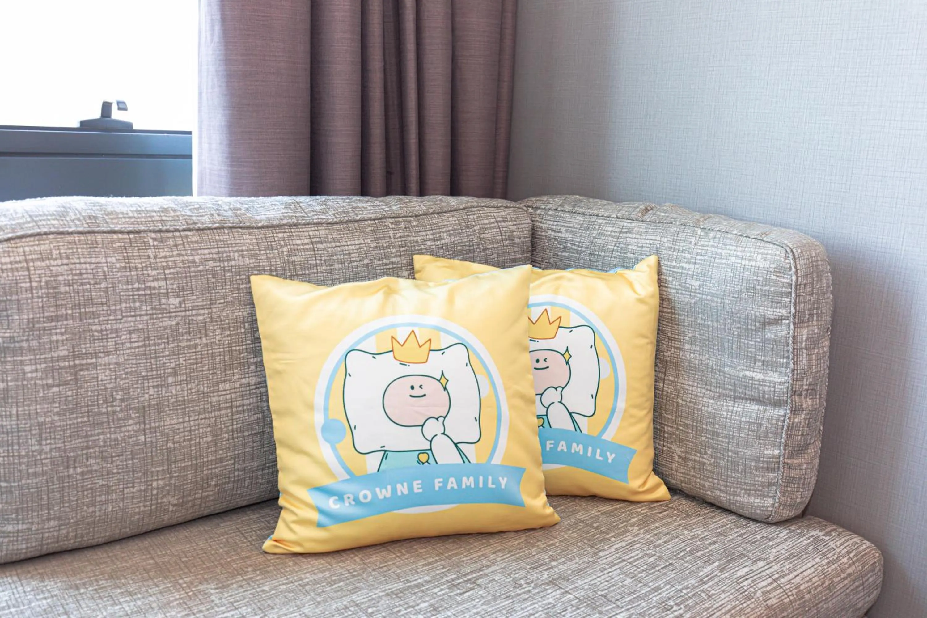 children in Crowne Plaza Foshan Nanhai-an IHG Hotel