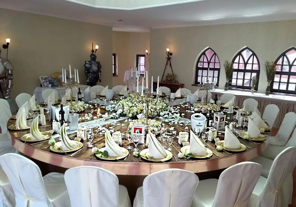 Restaurant/places to eat in The Lakeside - Burghotel zu Strausberg