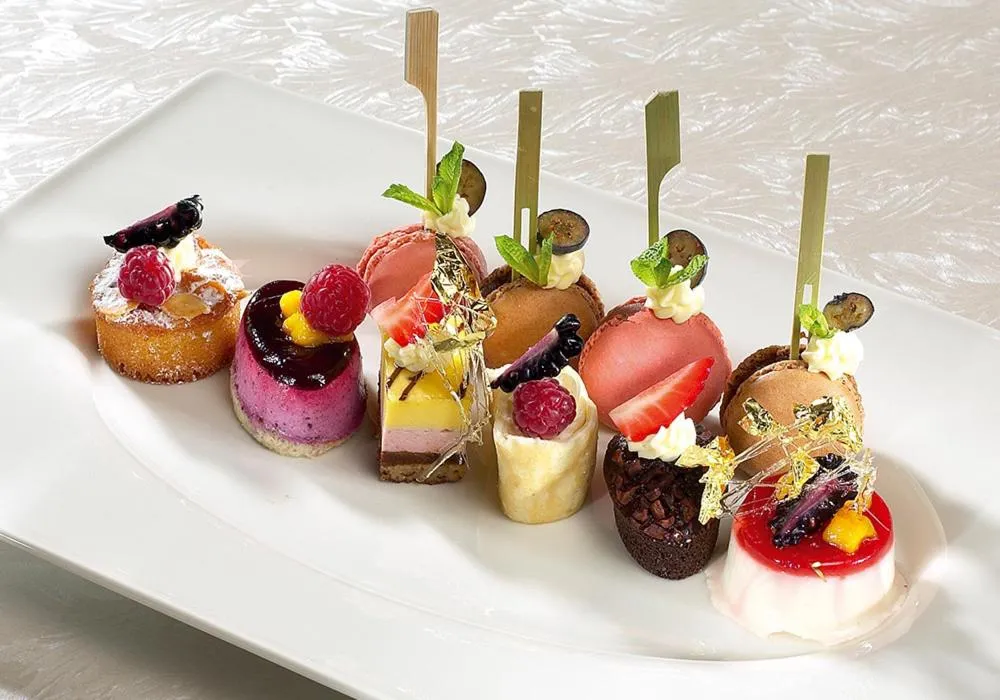 Food in The Lakeside - Burghotel zu Strausberg