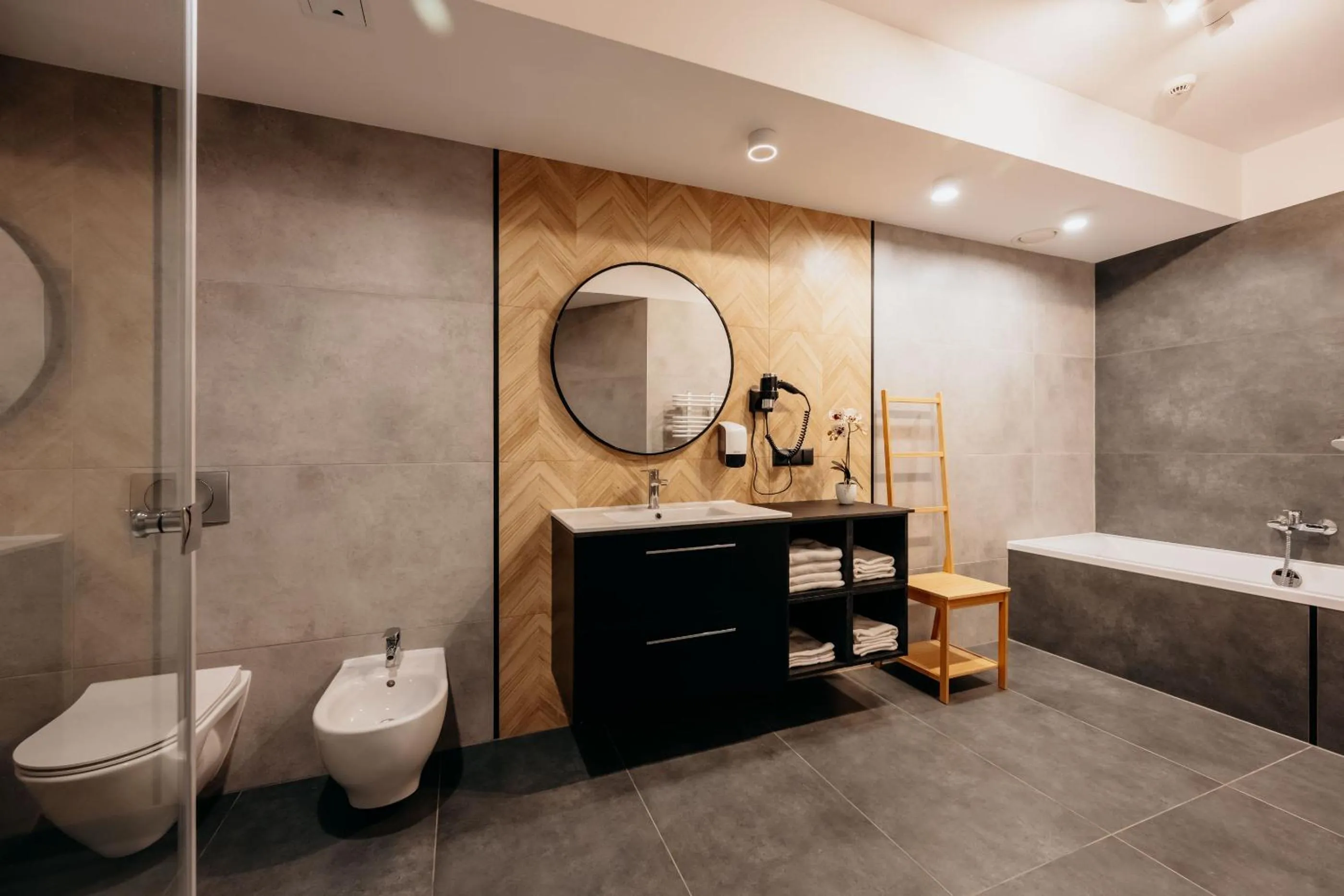 HOTEL CICHA WODA NIEPORĘT