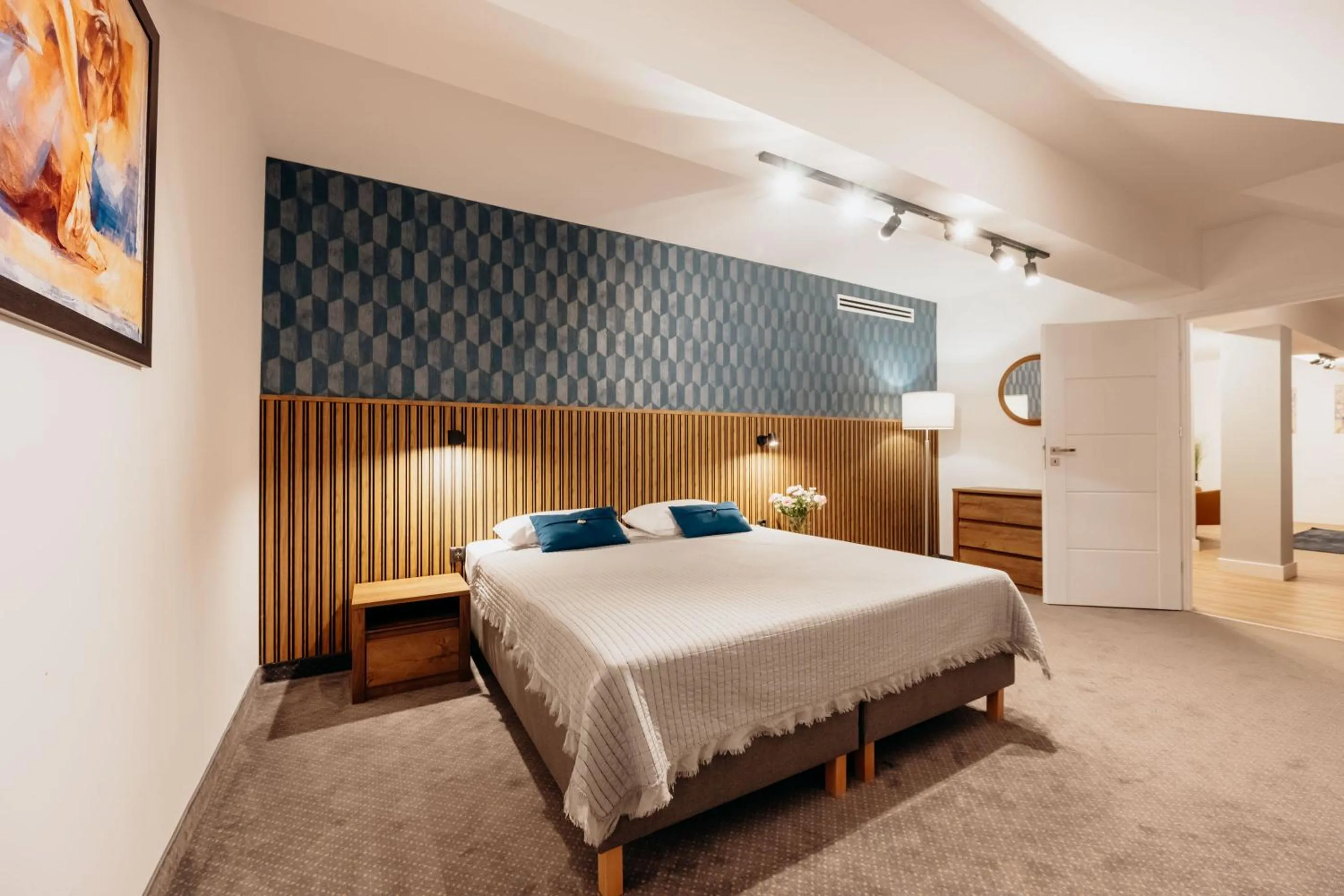 Bed in HOTEL CICHA WODA NIEPORĘT