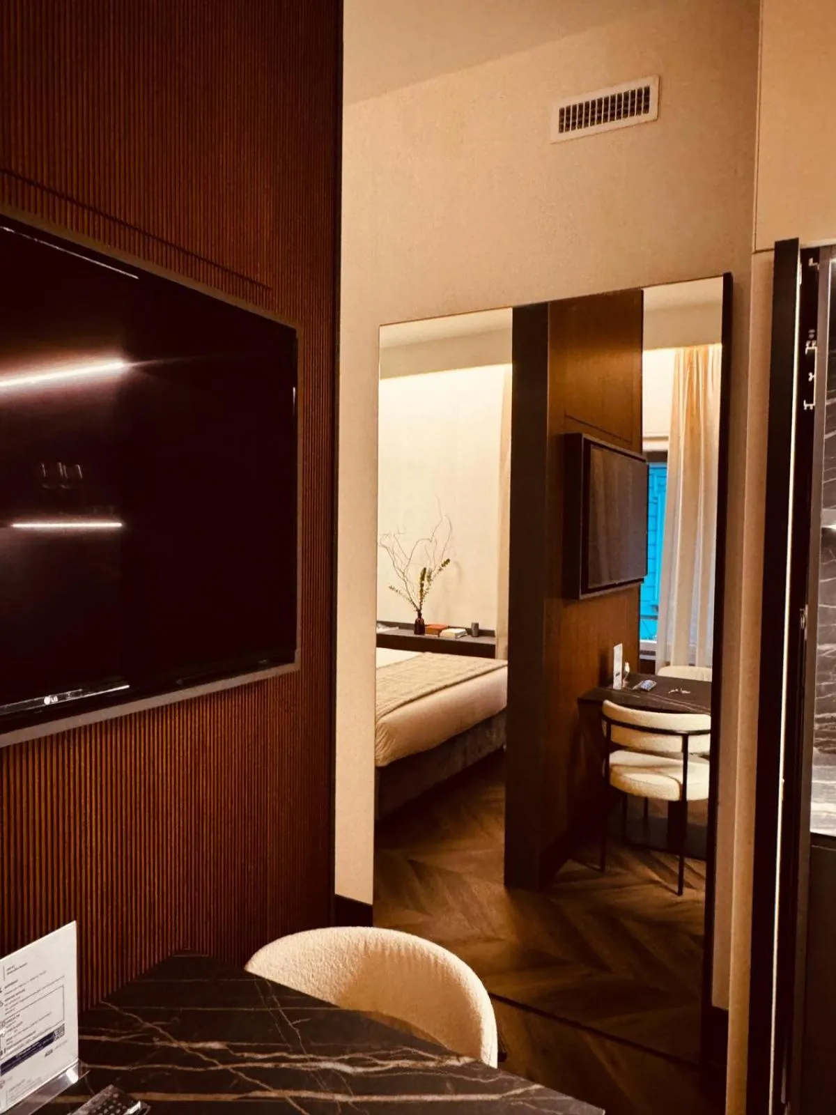 Bed in LUMERA STAY - Solferino