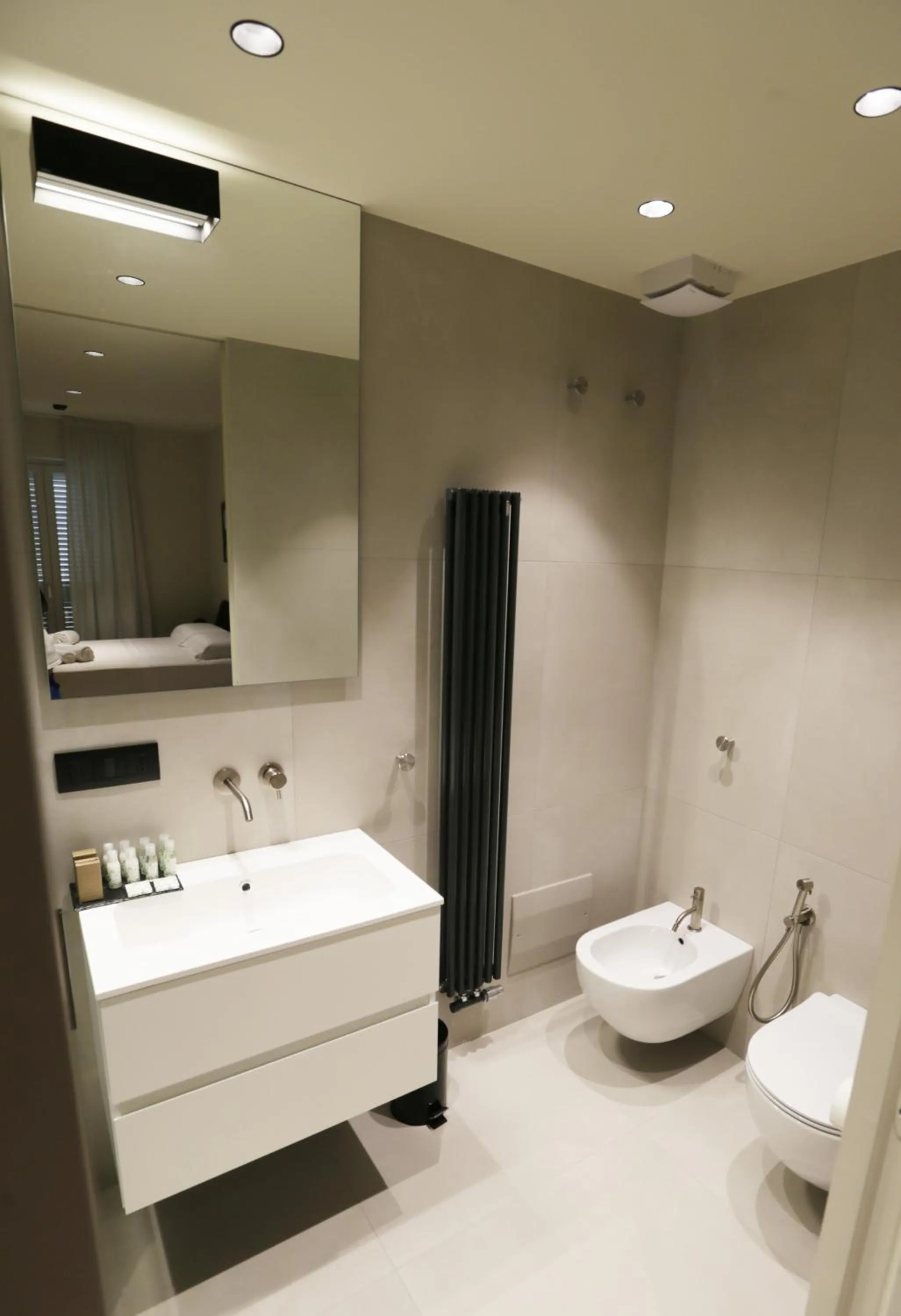 Bathroom in SETTANNI Sea Suites