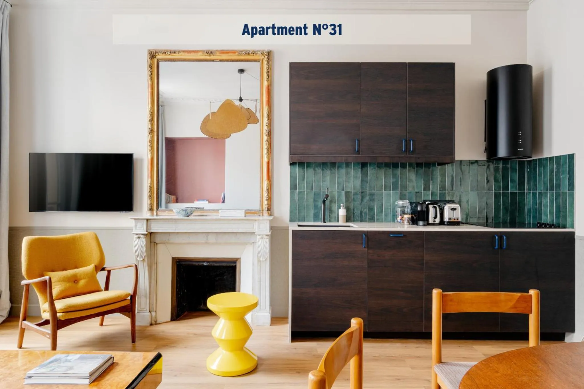 Living room in Edgar Suites Saint-Lazare - Amsterdam