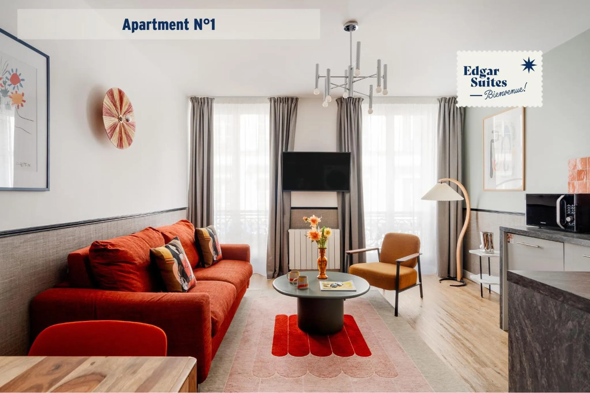 TV and multimedia in Edgar Suites Saint-Lazare - Amsterdam