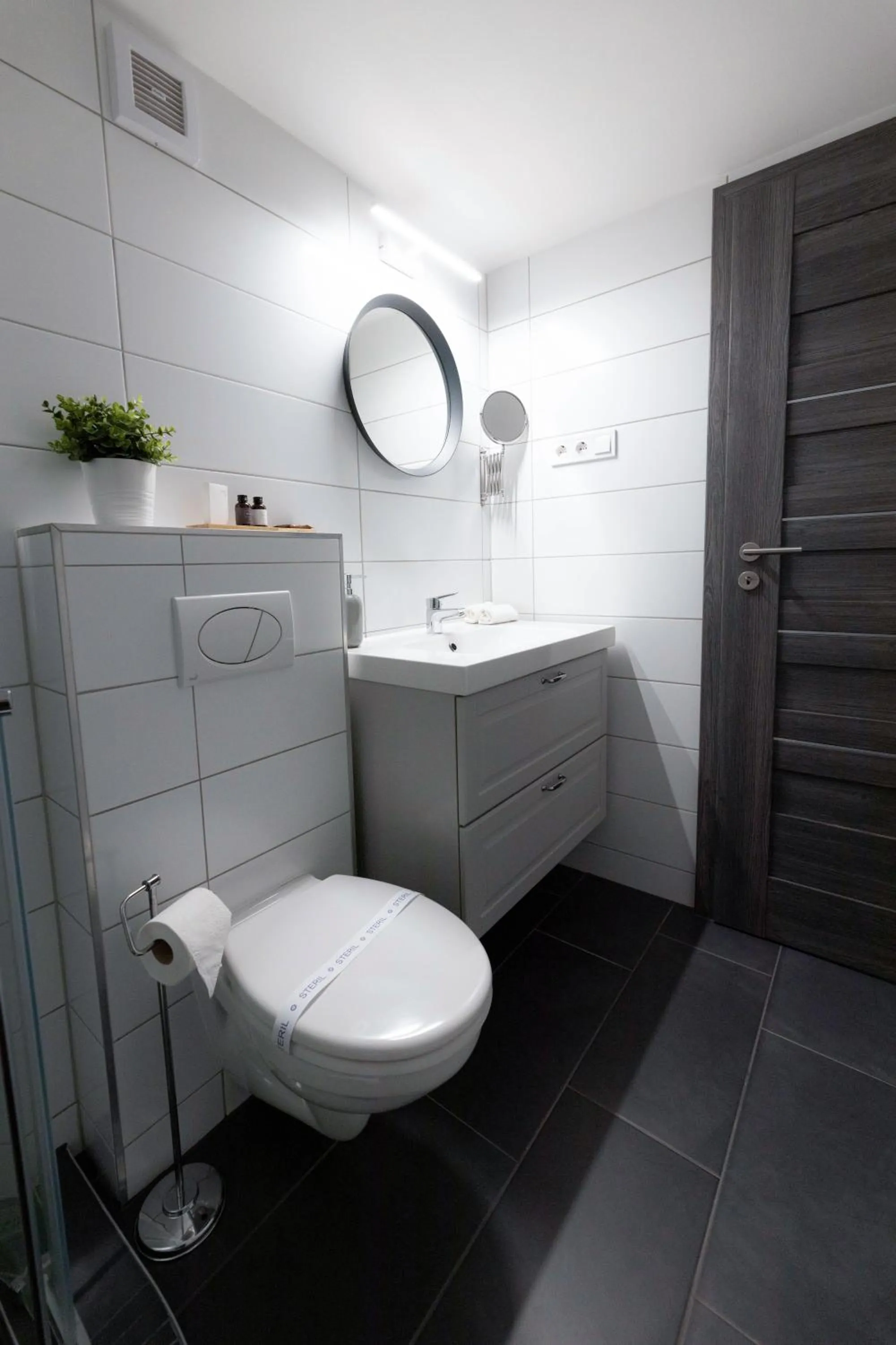 Bathroom in Roomstore Studio Apartments