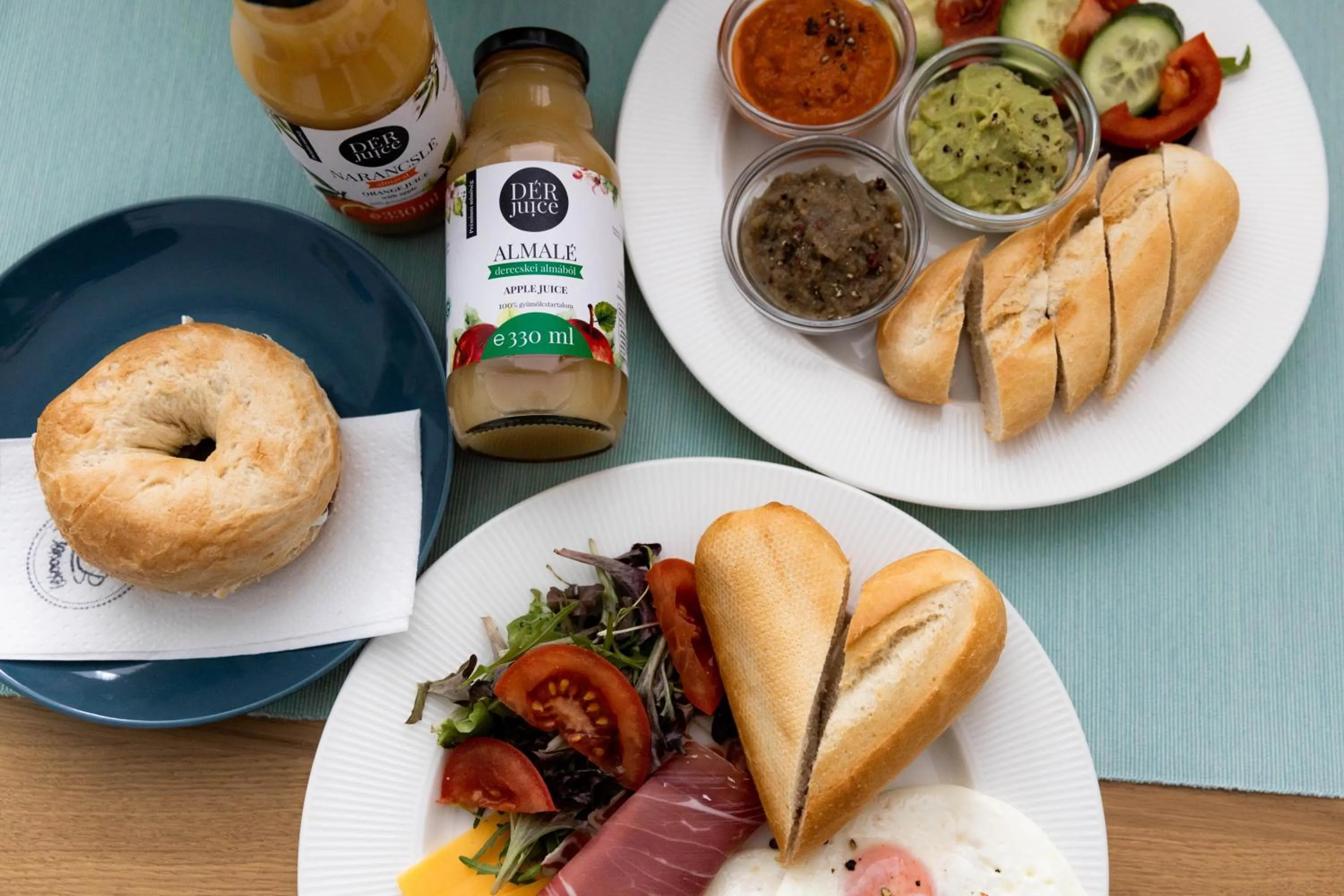 Breakfast in Roomstore Studio Apartments