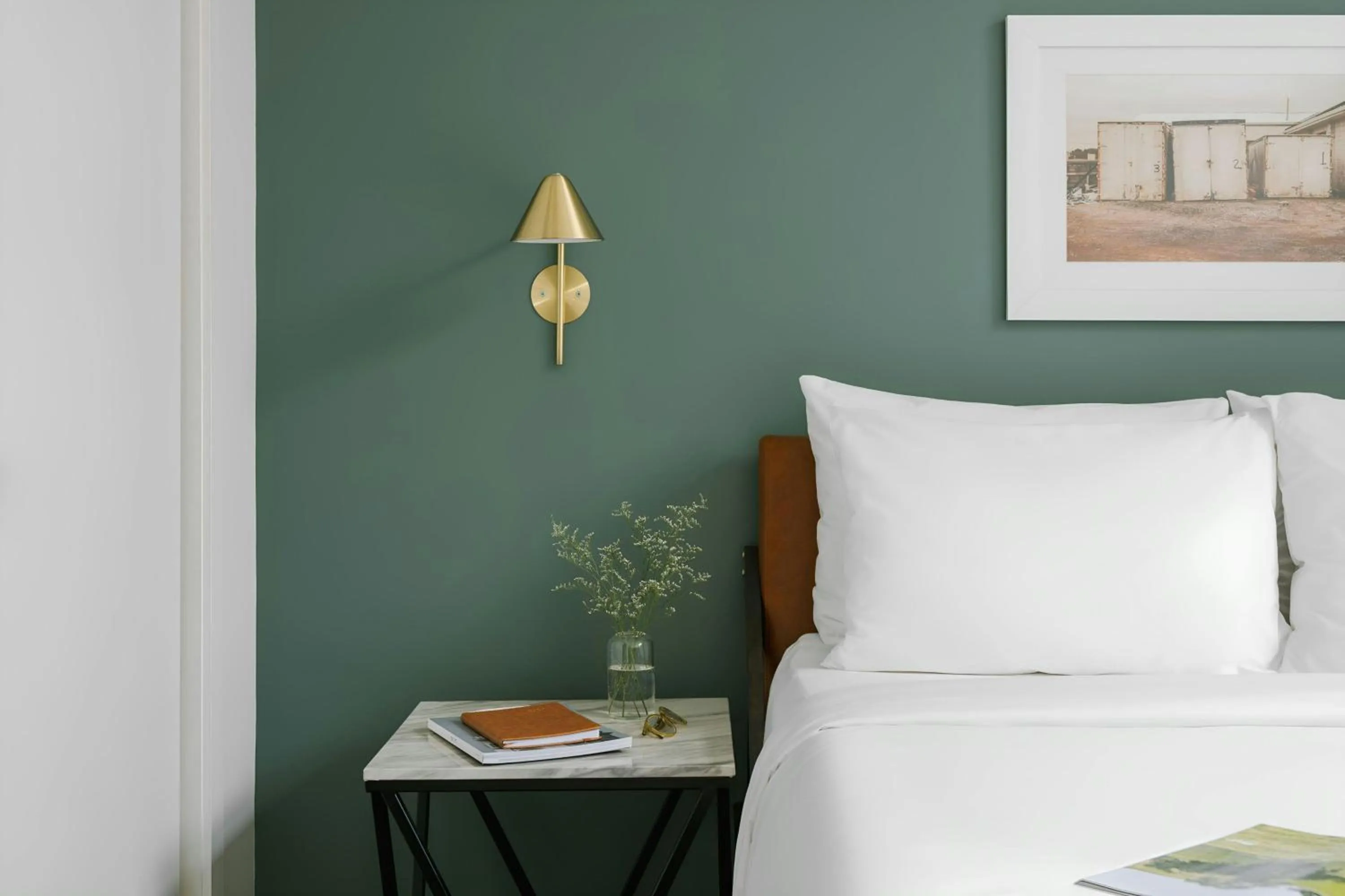 Bedroom, Bed in Sonder by Marriott Bonvoy Le Guerin Apartments Le Plateau-Mont-Royal