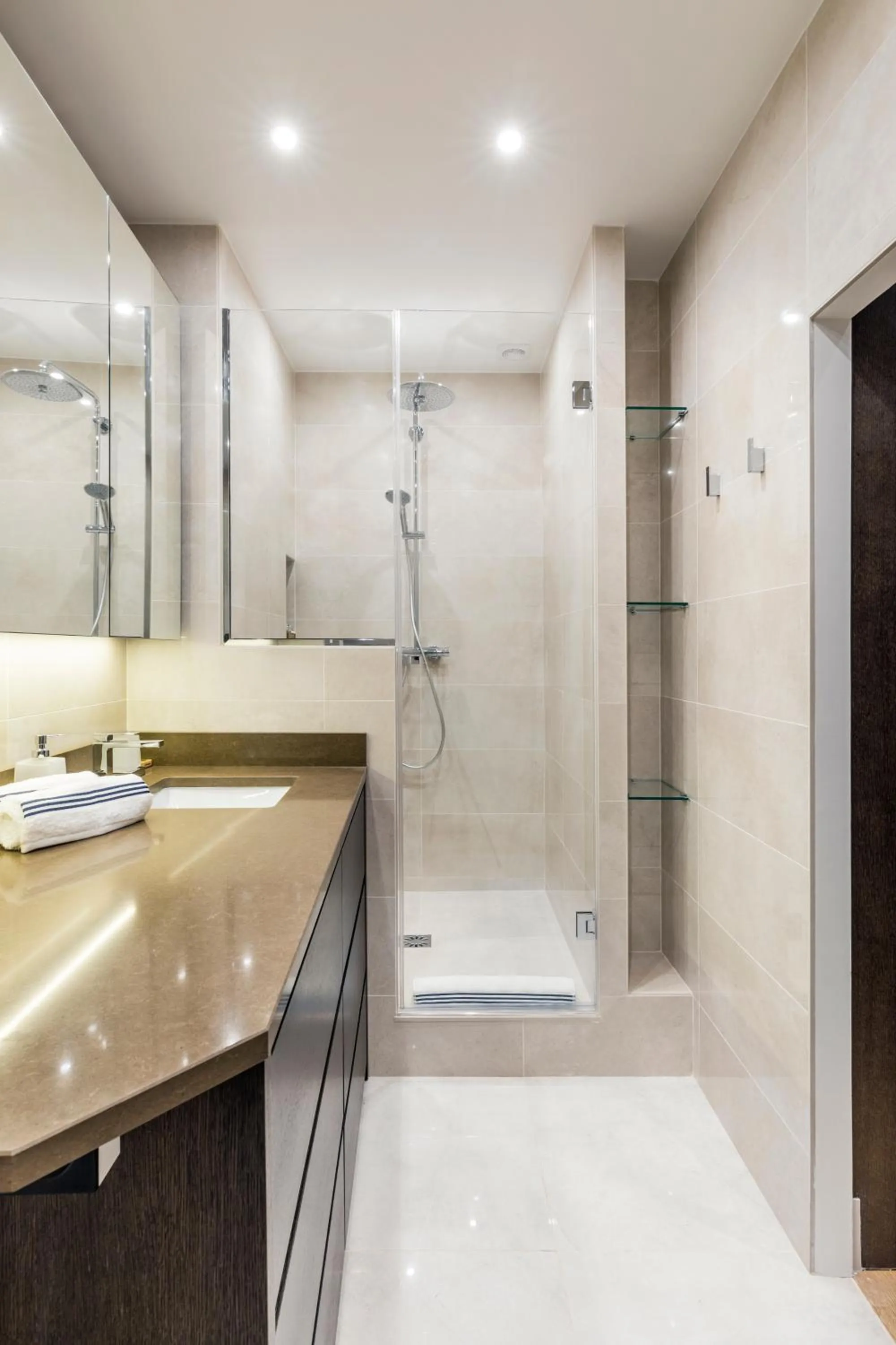 Bathroom in Luxury Apartment Paris Louvre II