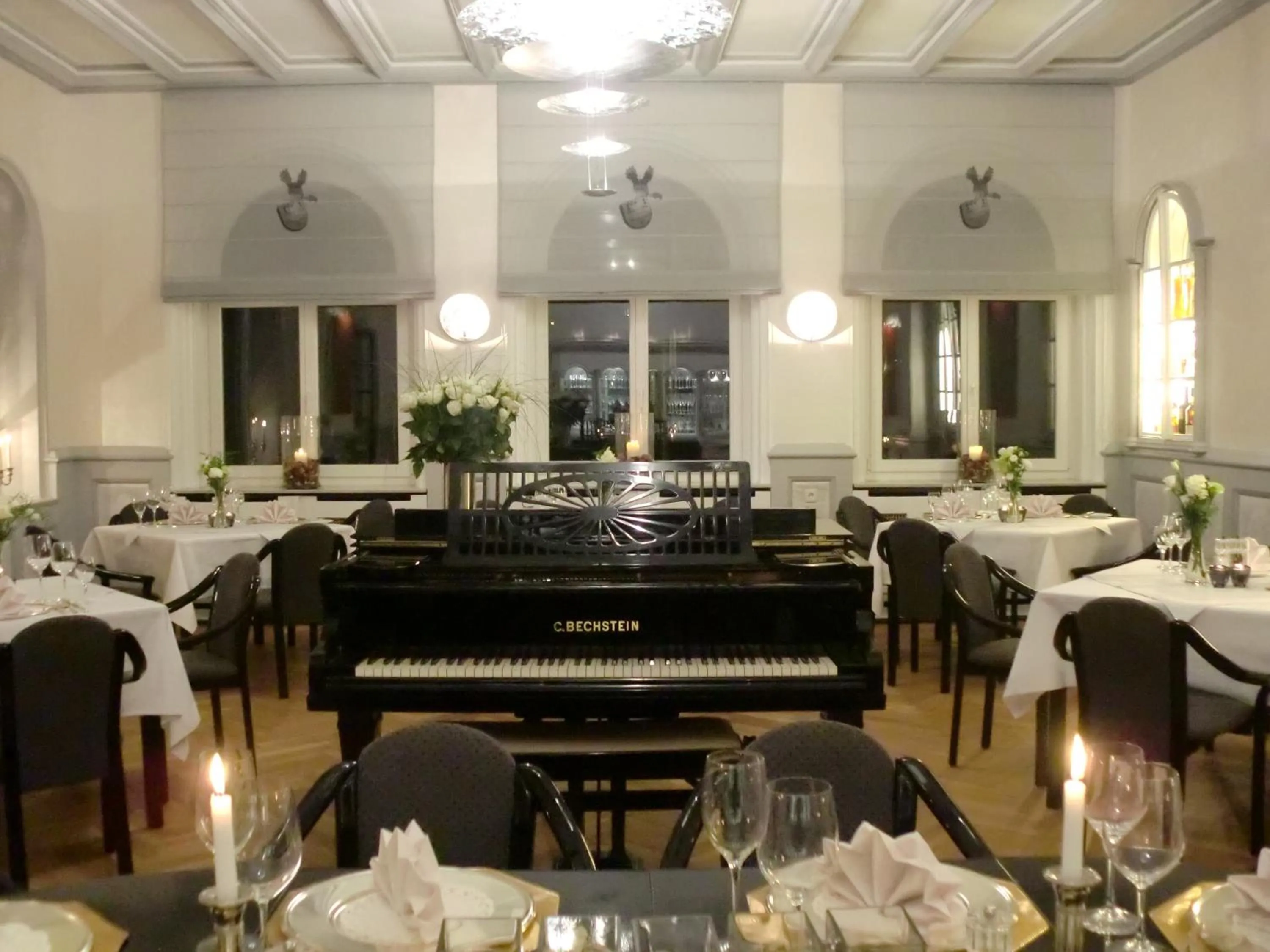 Restaurant/places to eat in Design-Hotel Zur Abtei