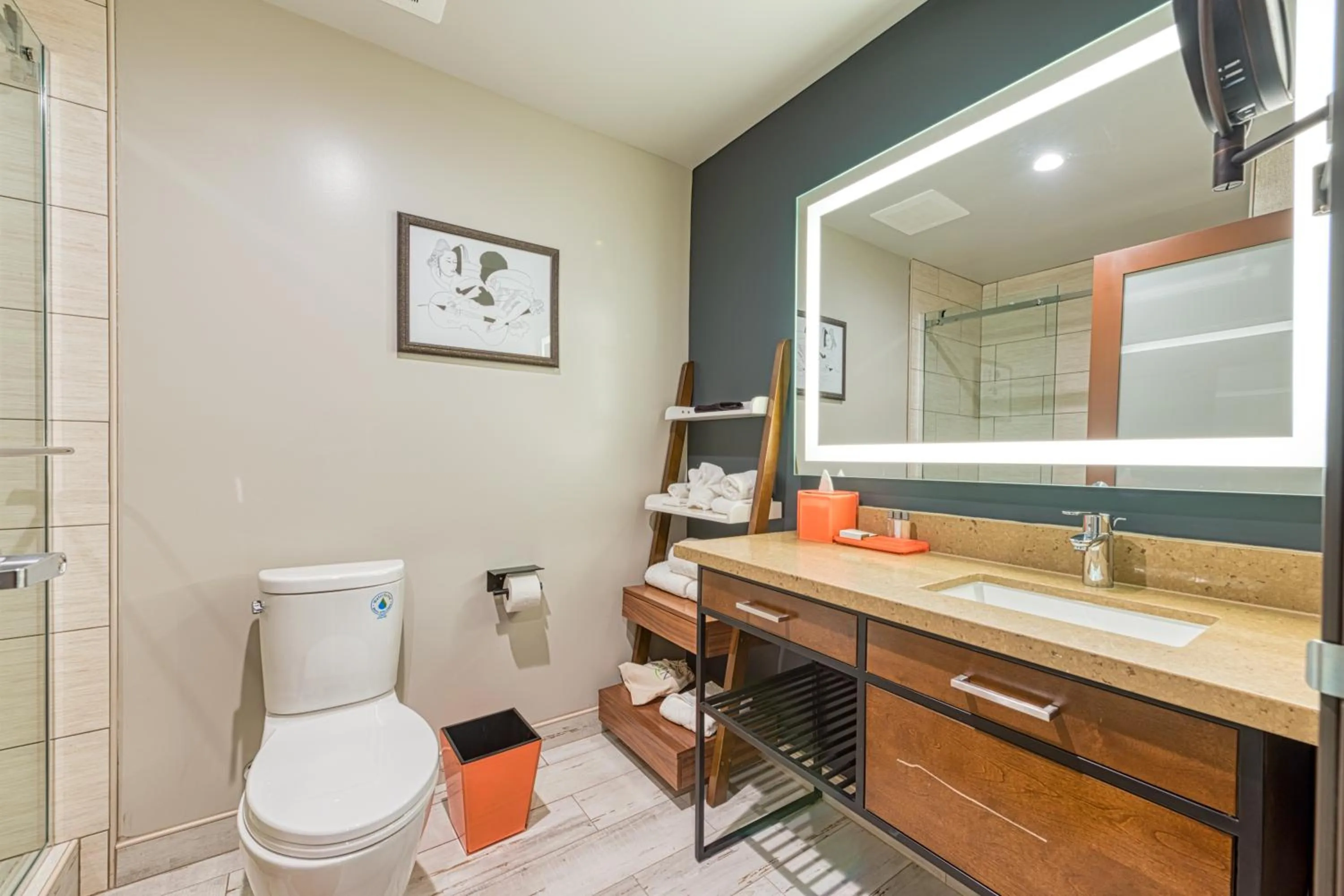 Hotel Lexen Newhall & Santa Clarita - Near Six Flags Magic Mountain