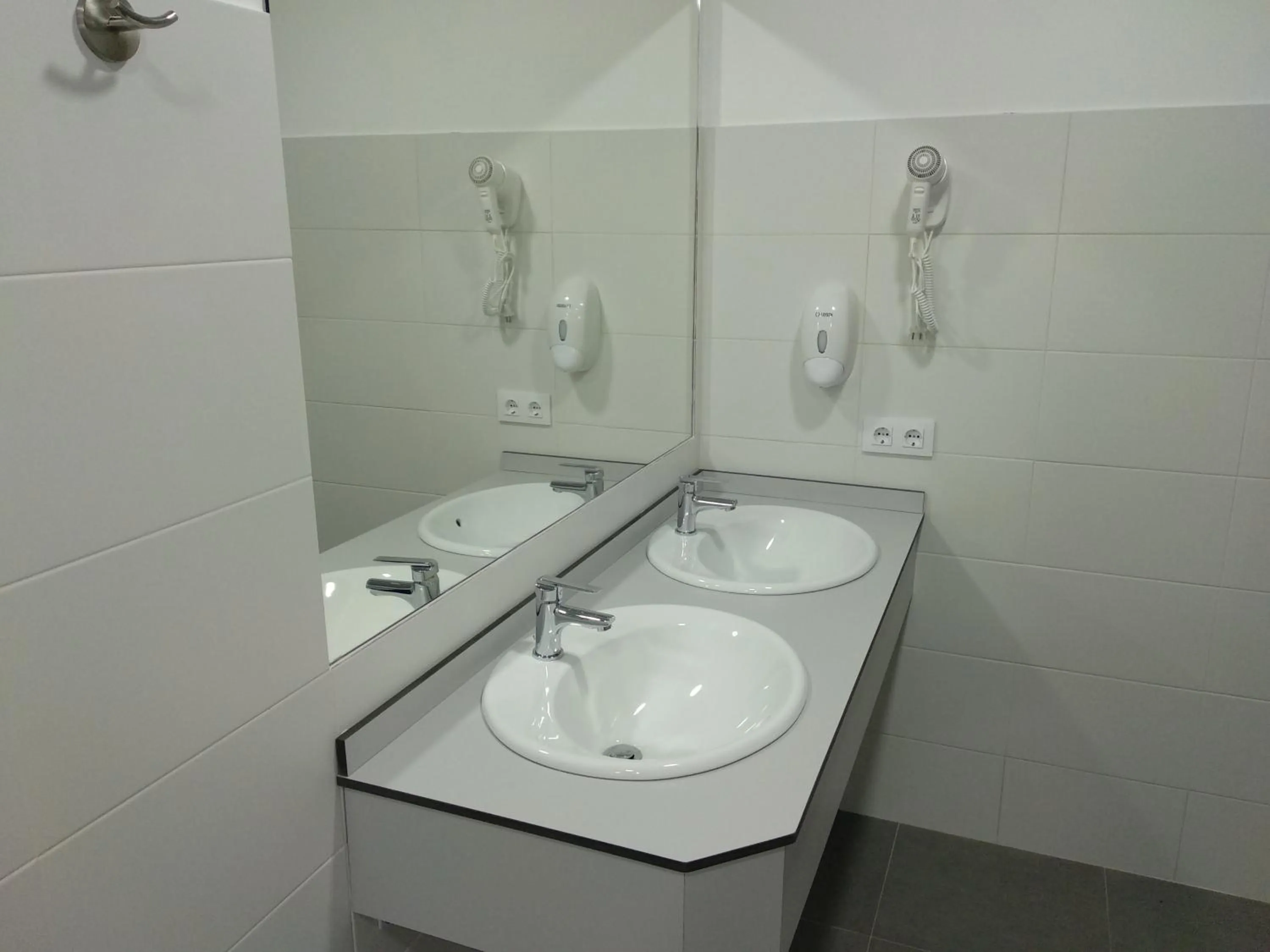 Albergue & Rooms Murgadán