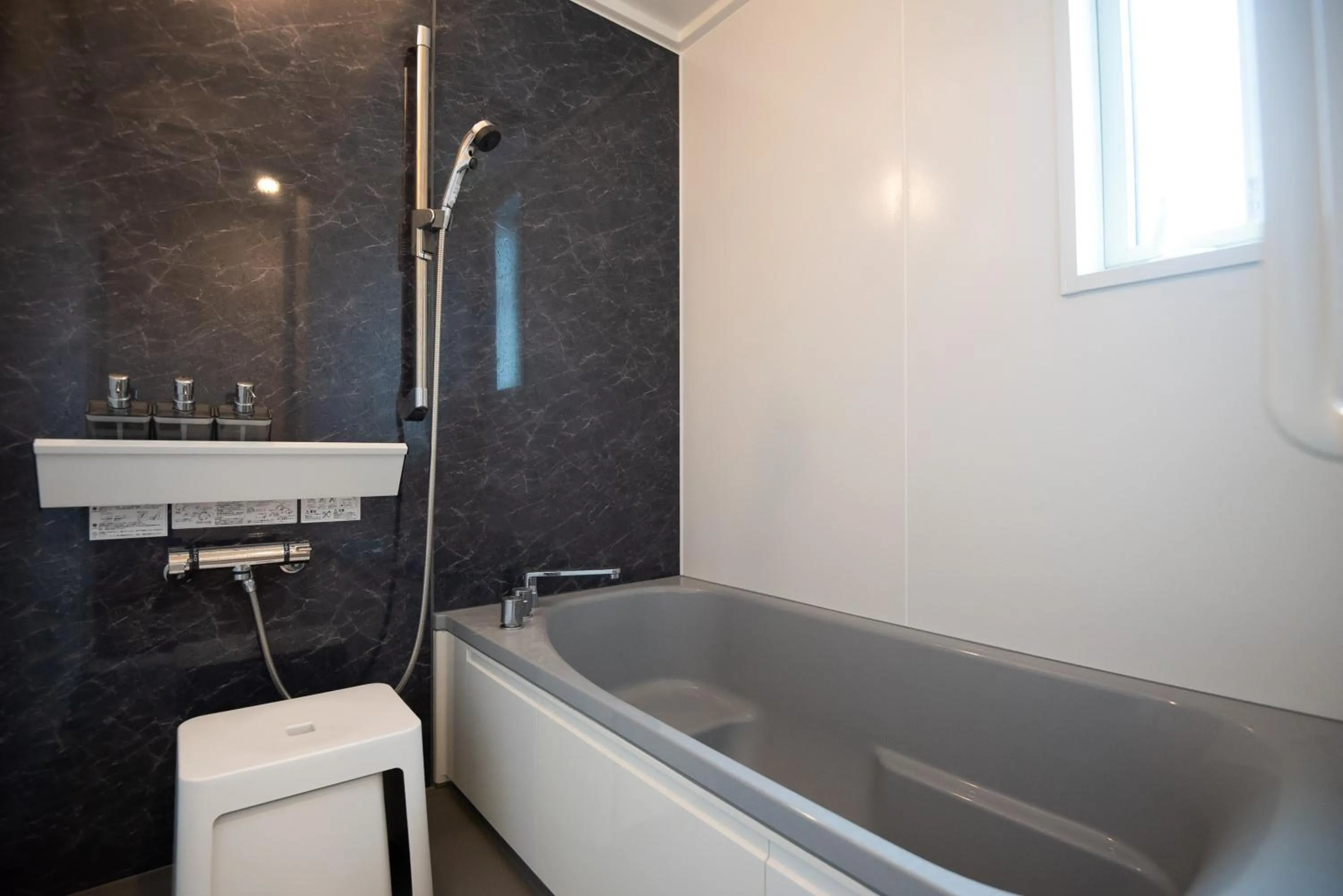 Bathroom in MAKAI green