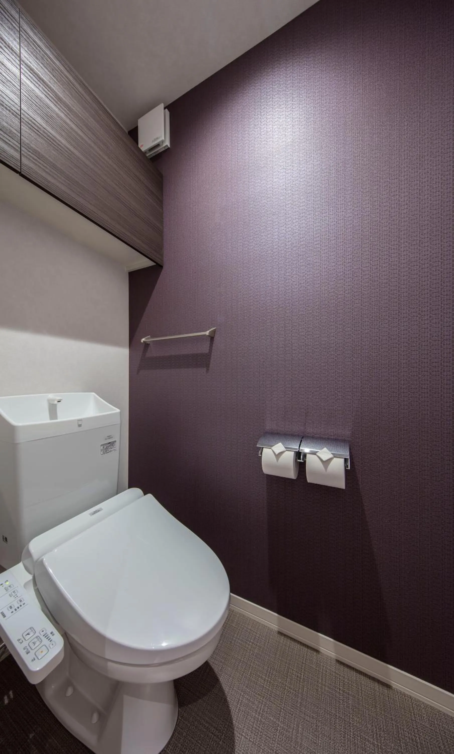 Photo of the whole room in GRAND BASE Okayama Ekimae