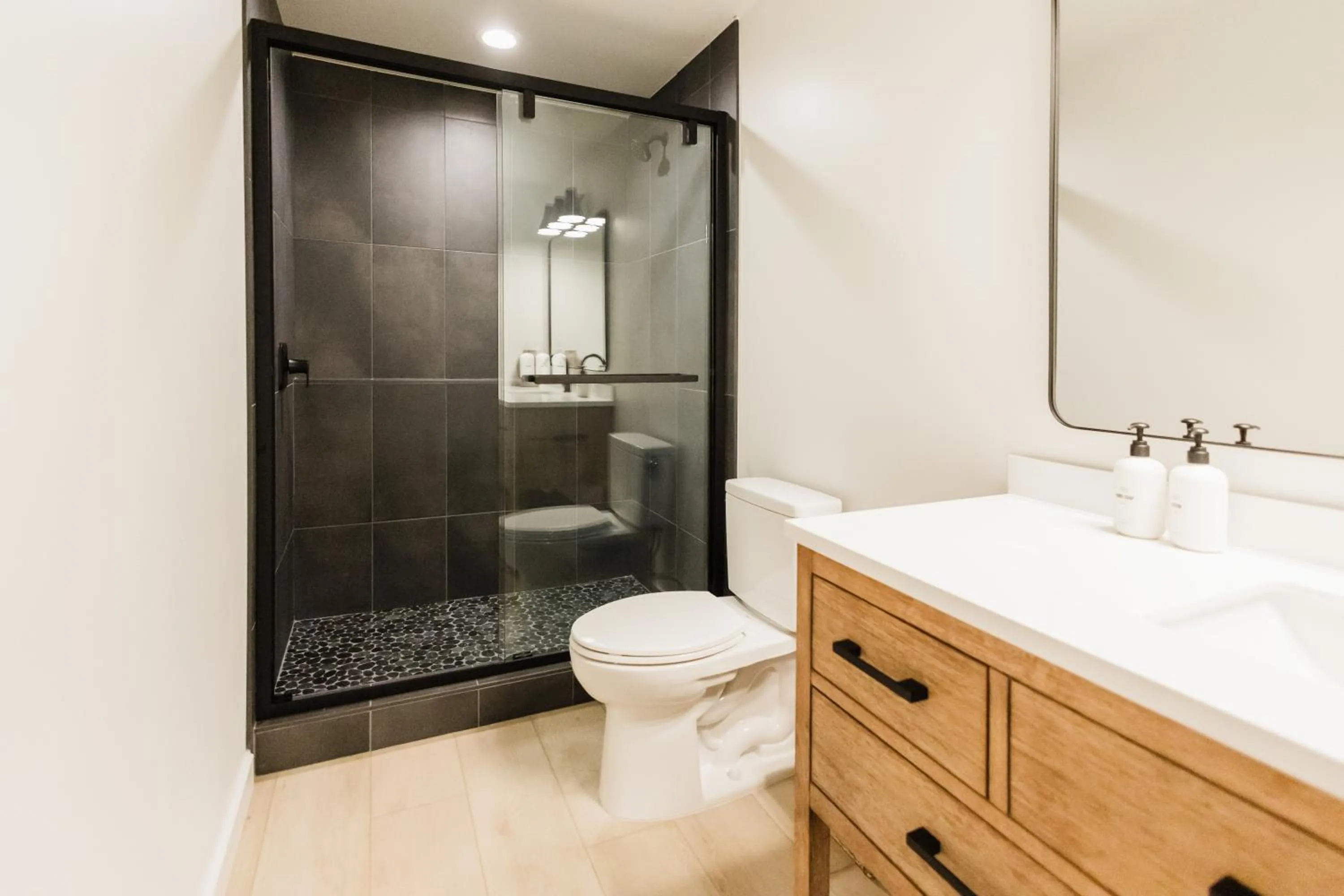 Bathroom in Wonderstone at Glacier