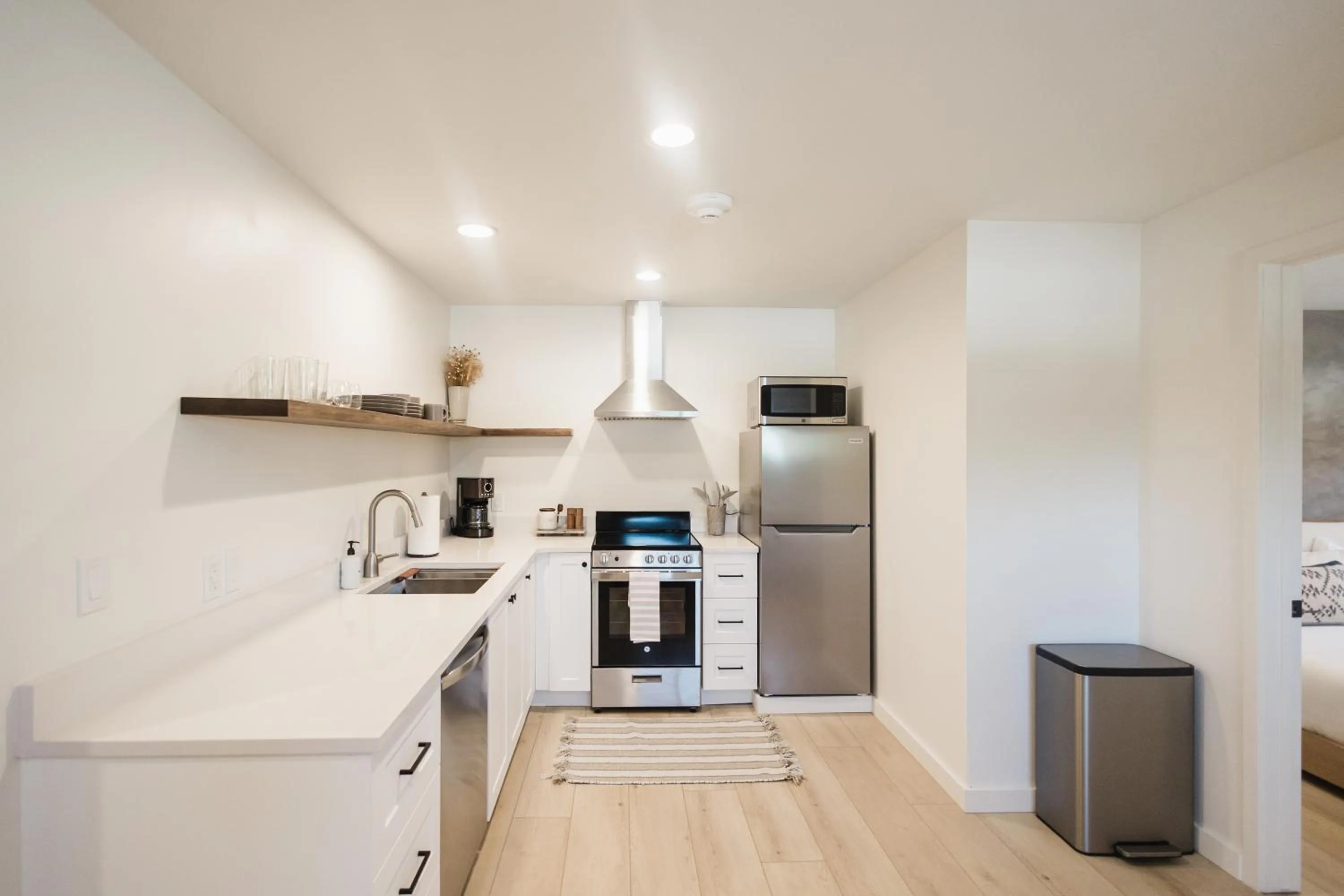 Kitchen or kitchenette in Wonderstone at Glacier