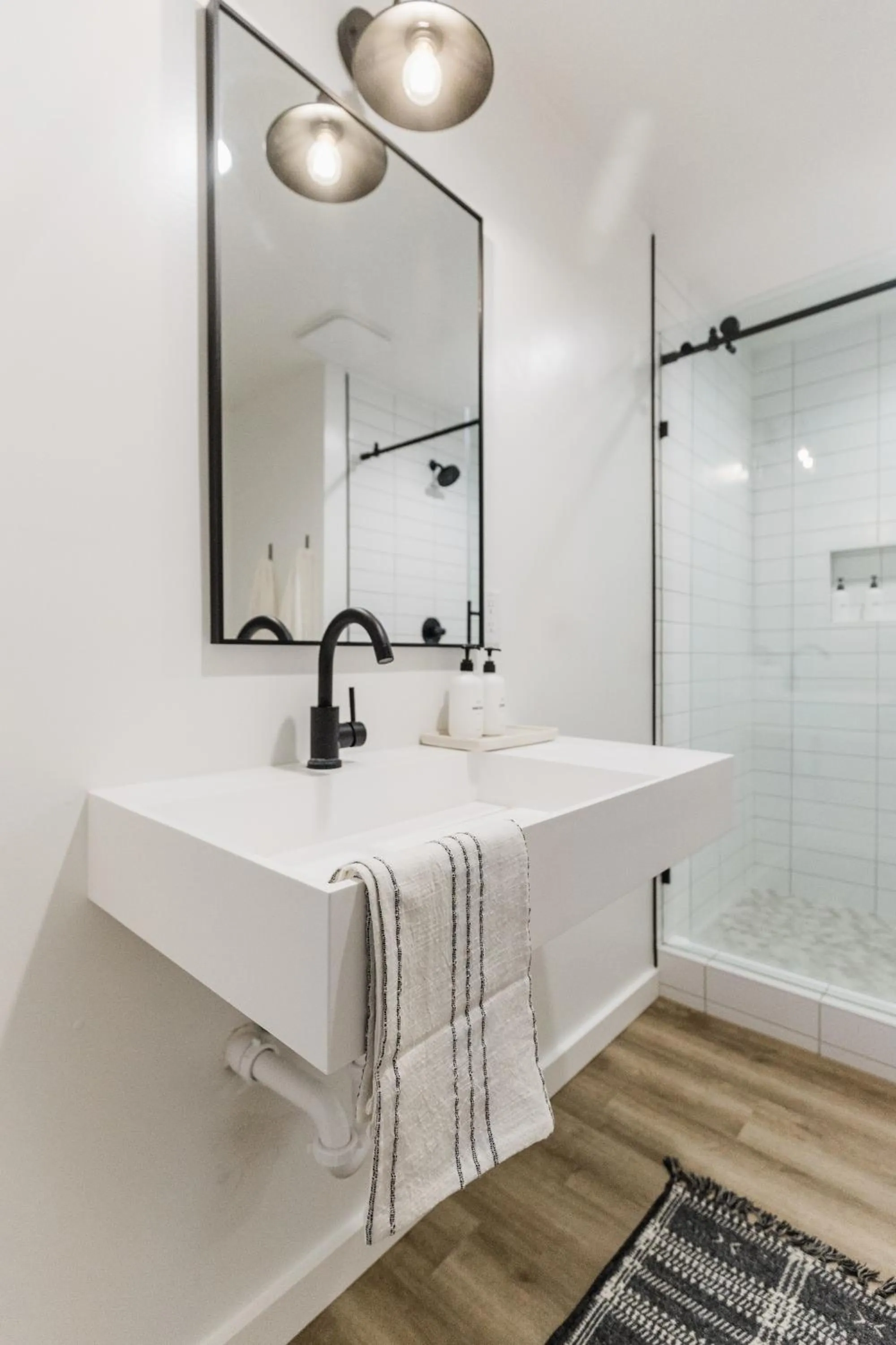 Bathroom in Wonderstone at Glacier