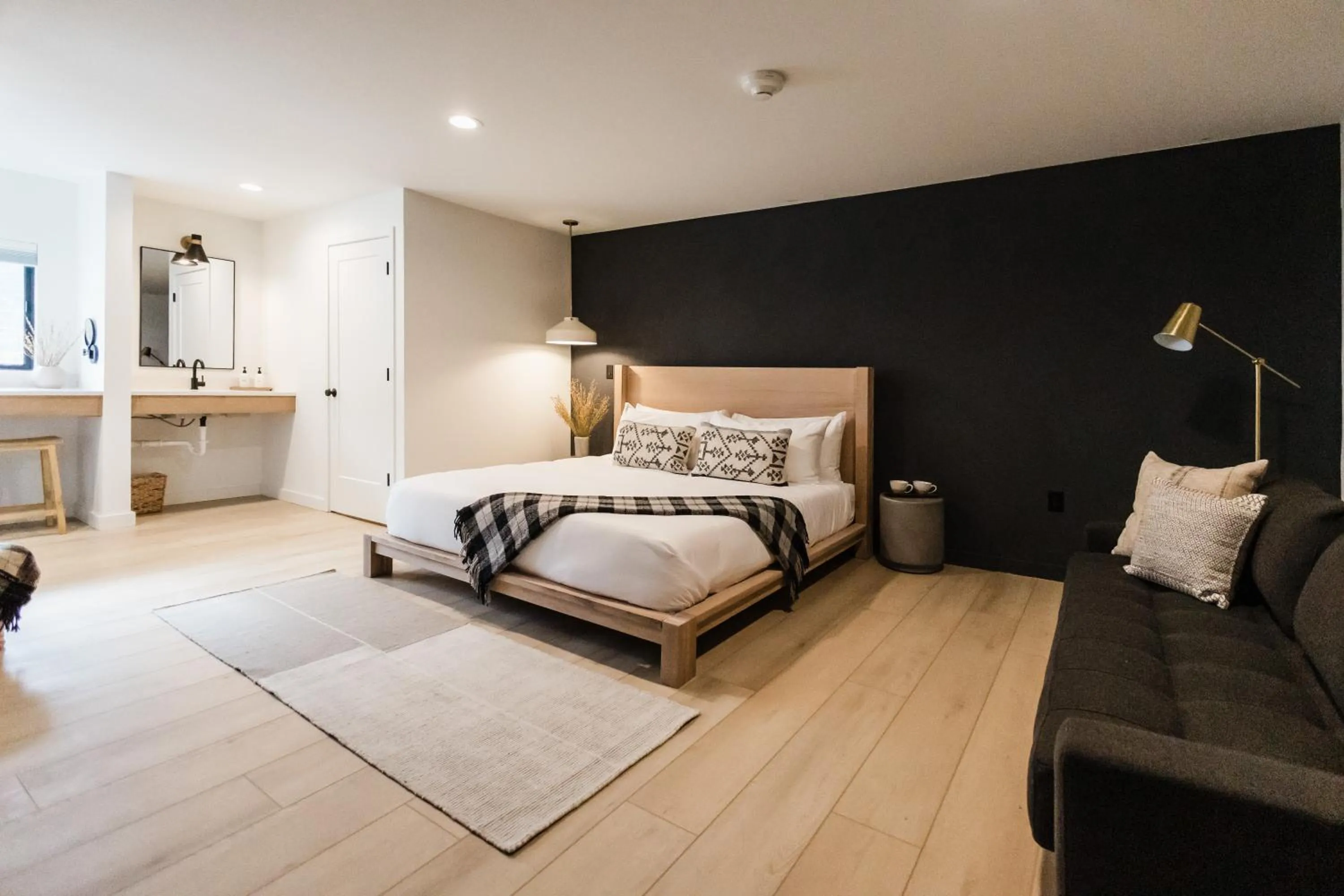 Bed in Wonderstone at Glacier