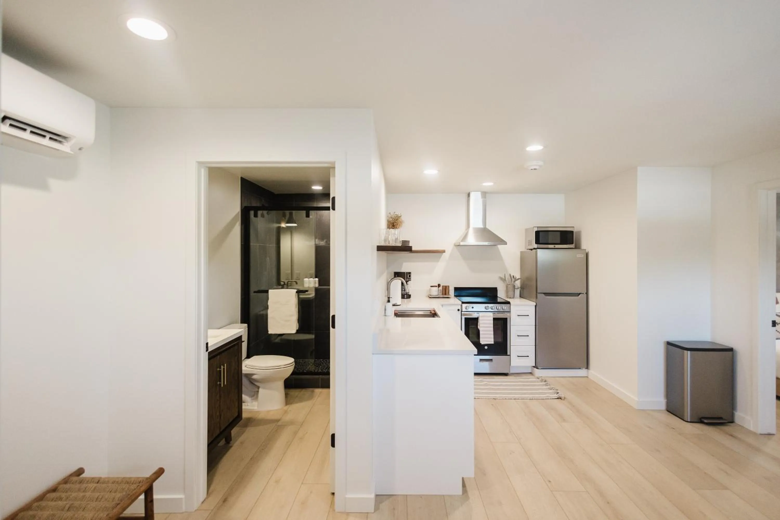 Kitchen or kitchenette in Wonderstone at Glacier