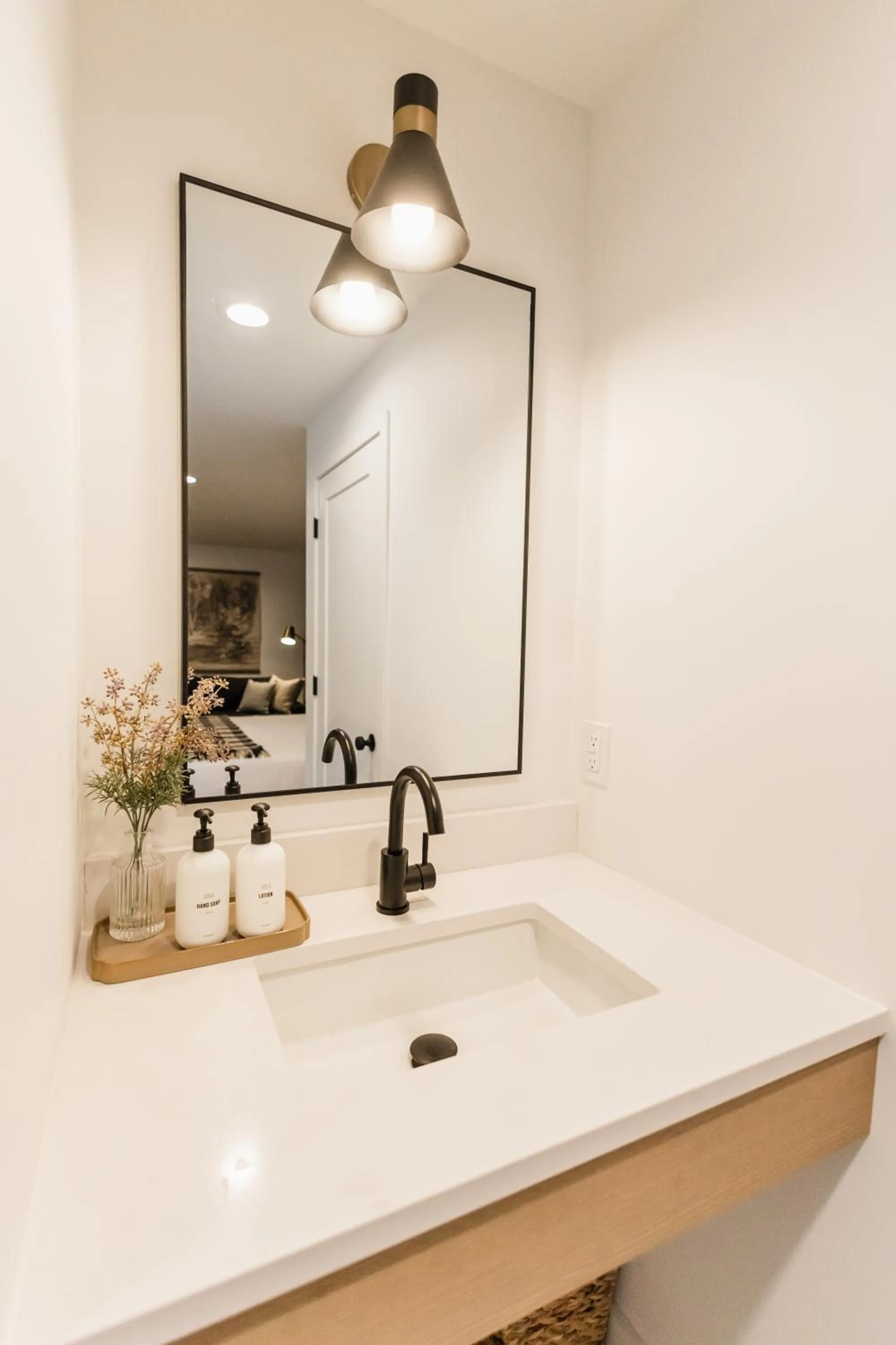 Bathroom in Wonderstone at Glacier