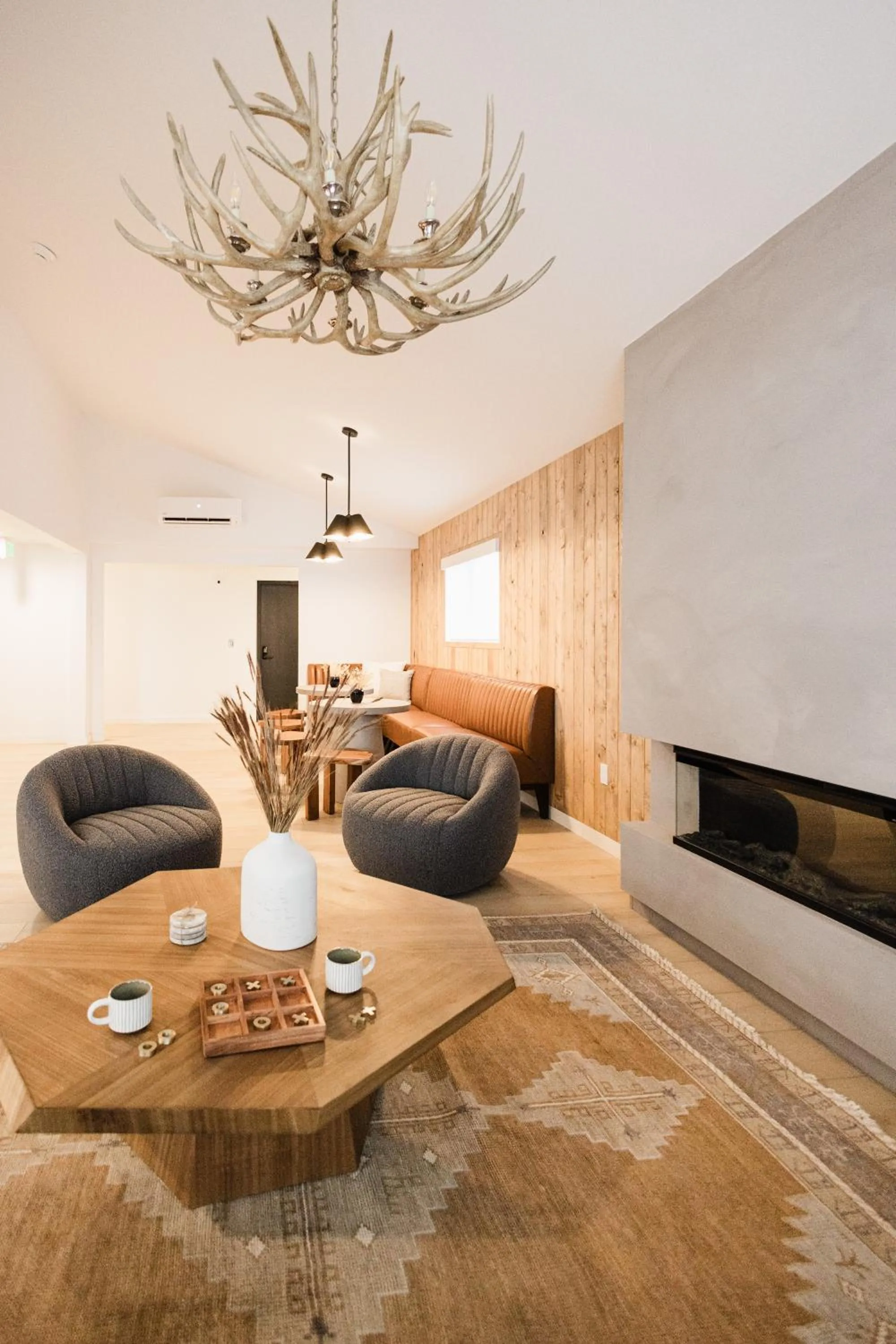 Lobby or reception in Wonderstone at Glacier