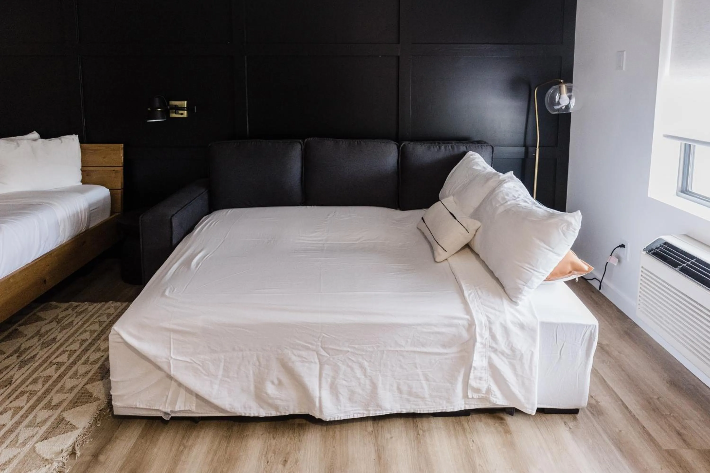 Bed in Wonderstone at Glacier