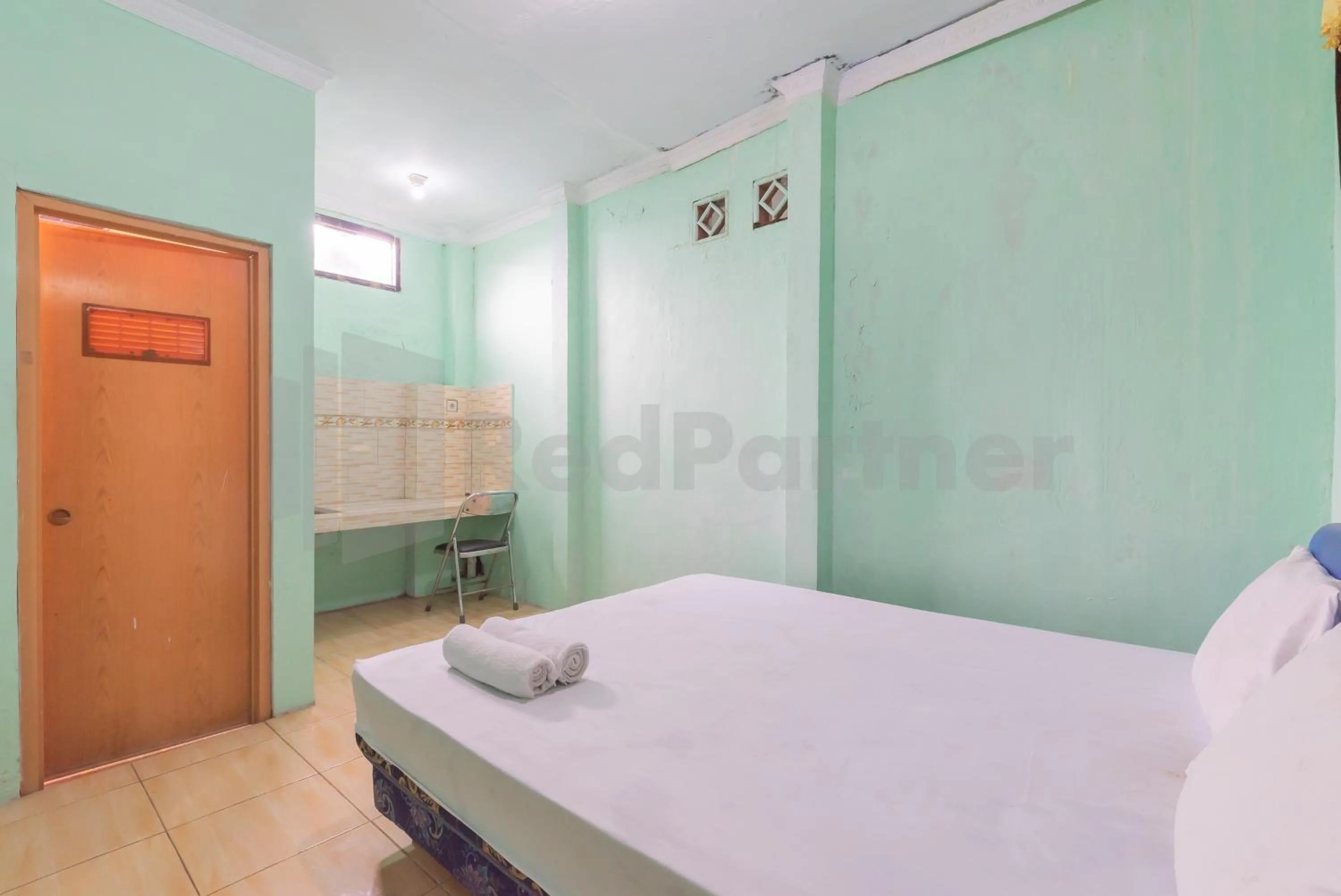 Bed in Villa Sari Intan Ciater RedPartner