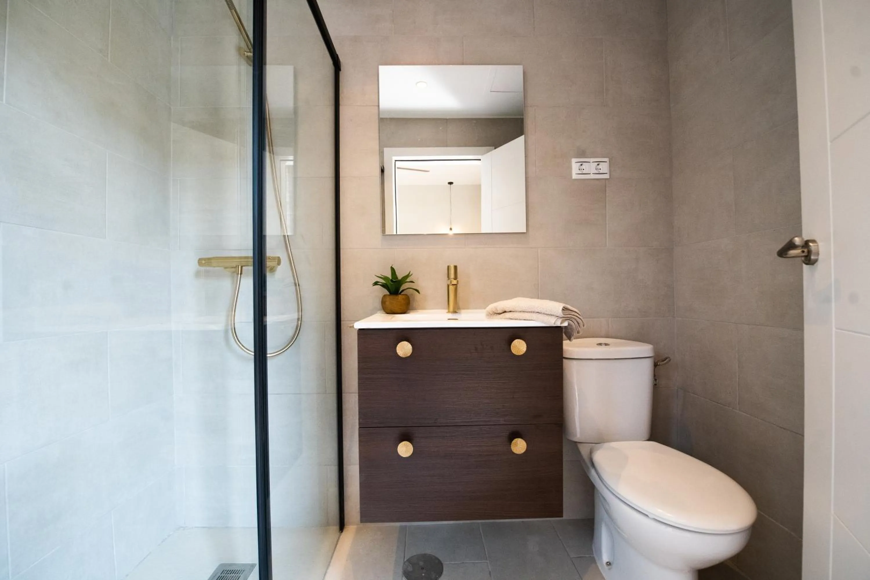 Bathroom in Suites La Merced