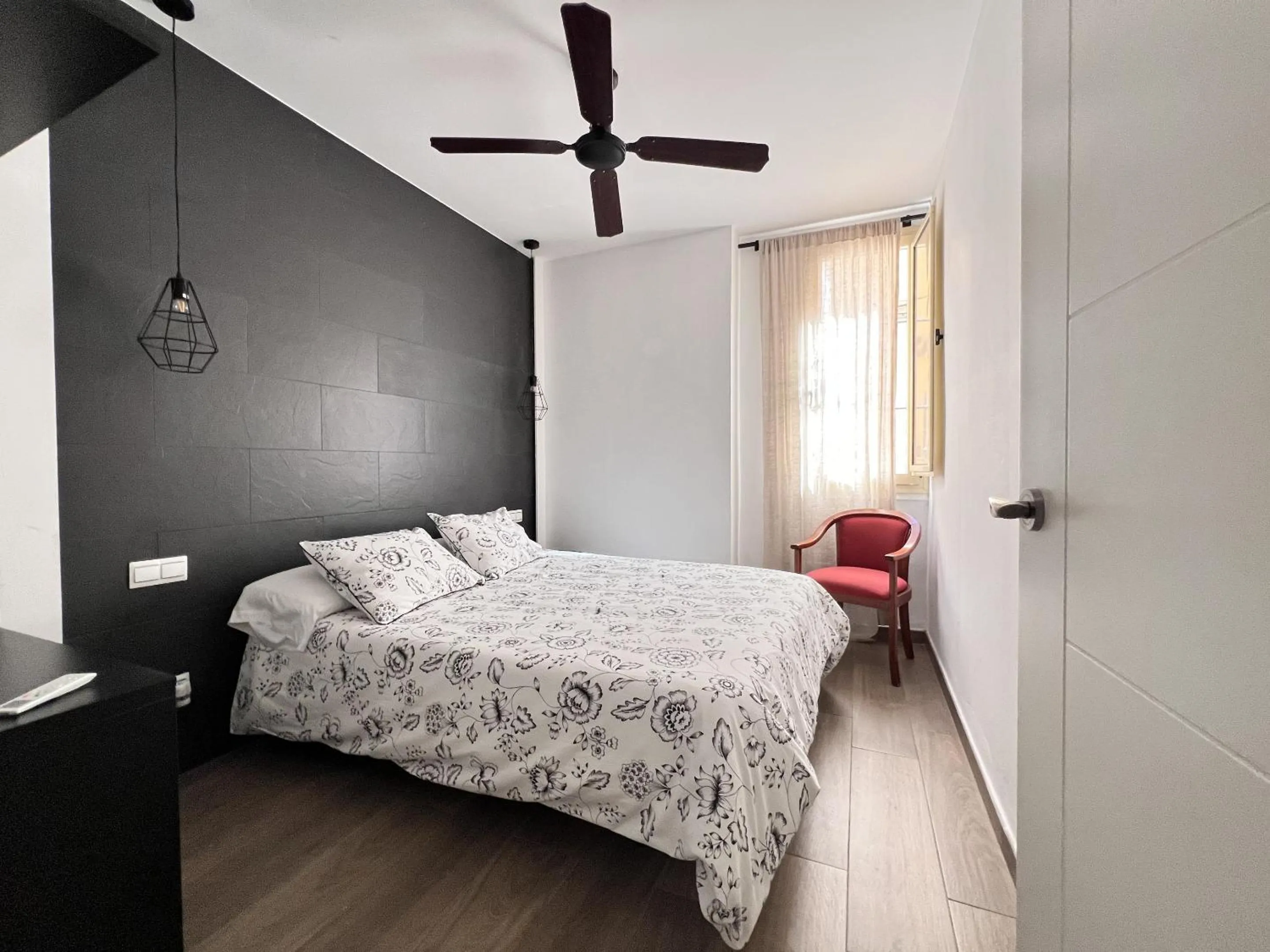 Bedroom, Bed in Suites La Merced