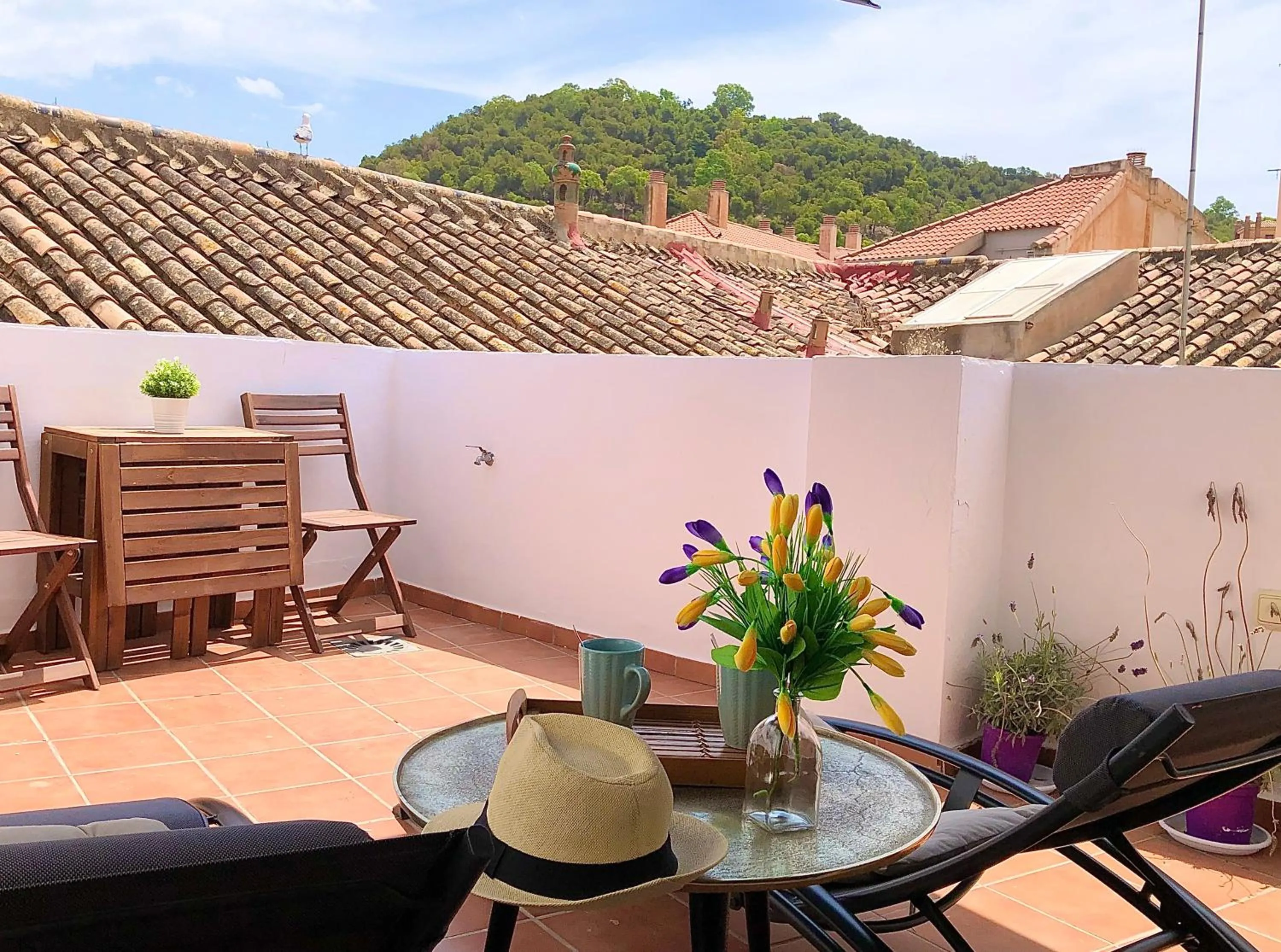 Property building in Suites La Merced
