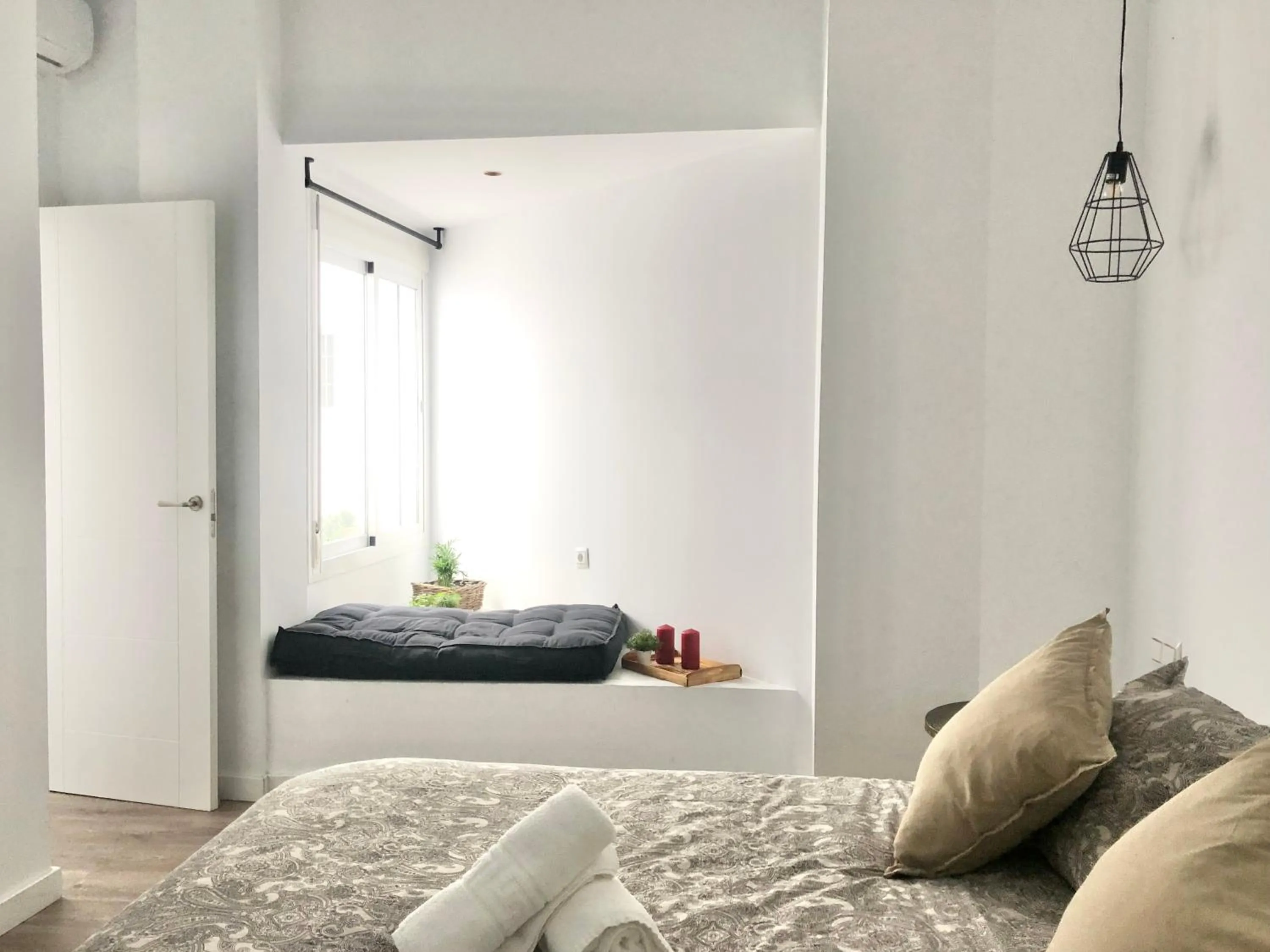 Bedroom, Bed in Suites La Merced