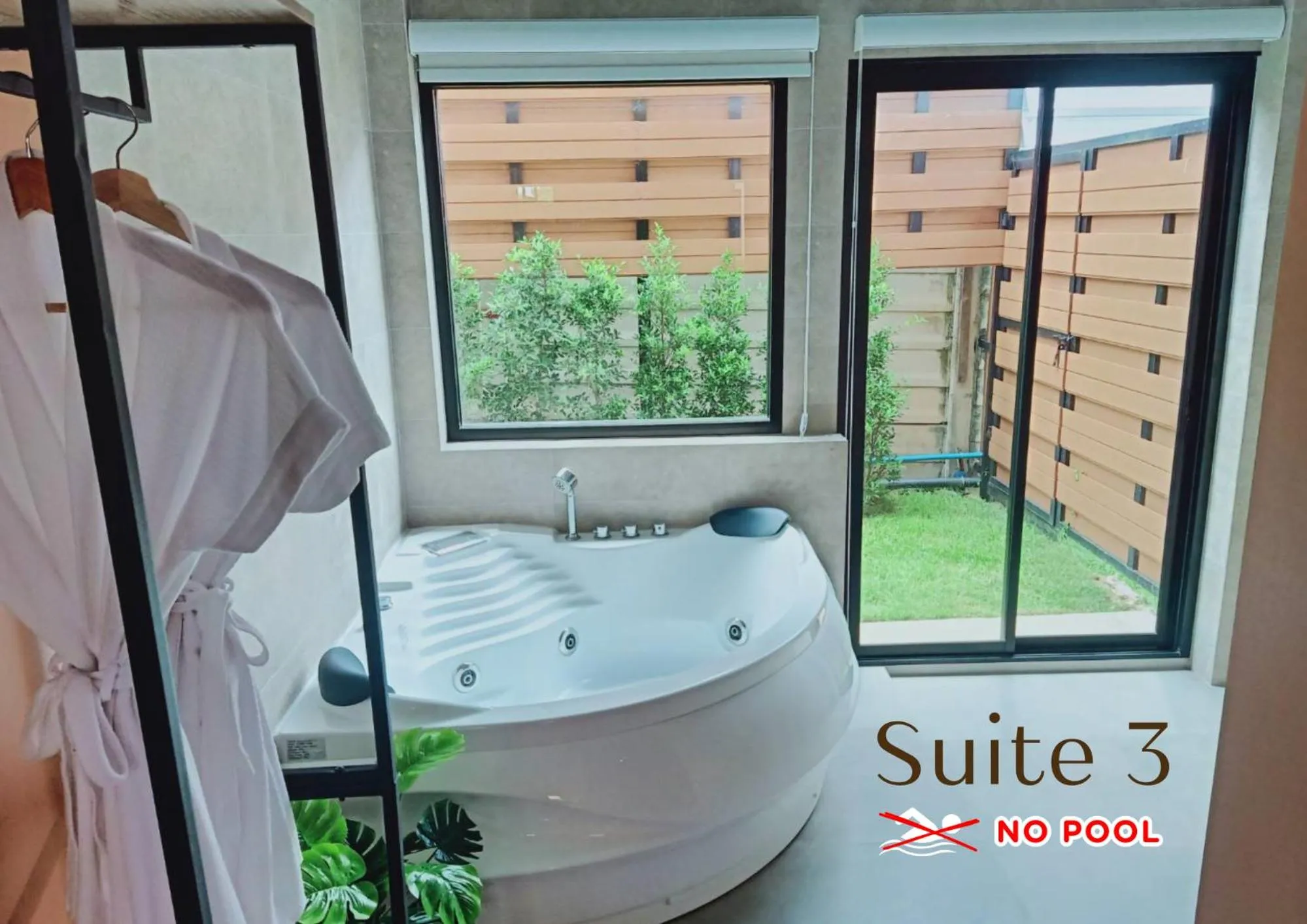 Bath, Bed in Rock Resort Ratchaburi