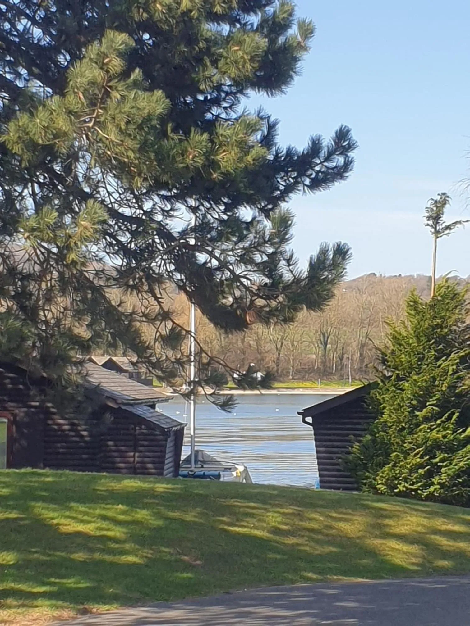 Lake view in Keer Side Lodge, Luxury lodge with private hot tub at Pine Lake Resort