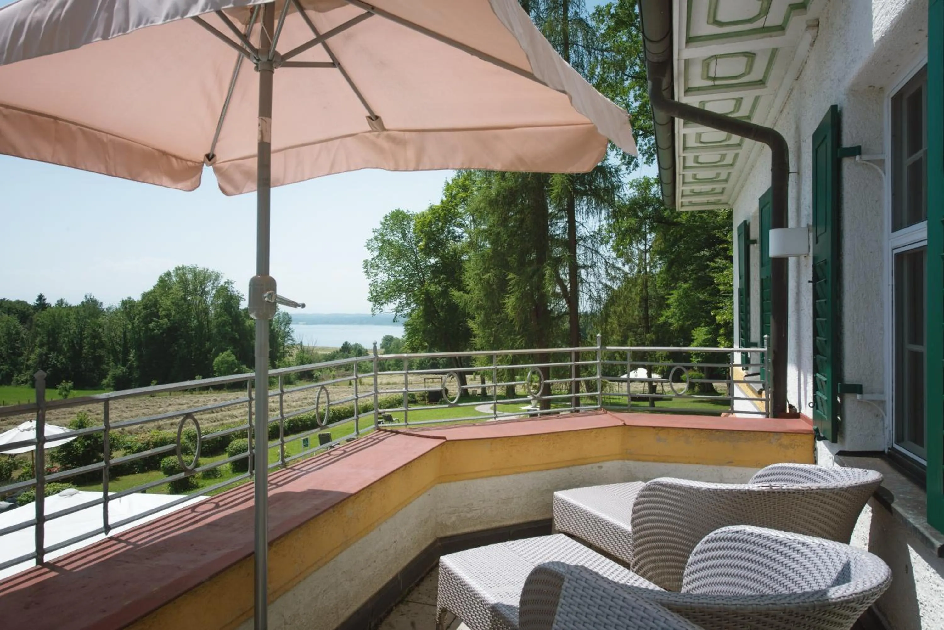 Lake view in Biohotel Schlossgut Oberambach