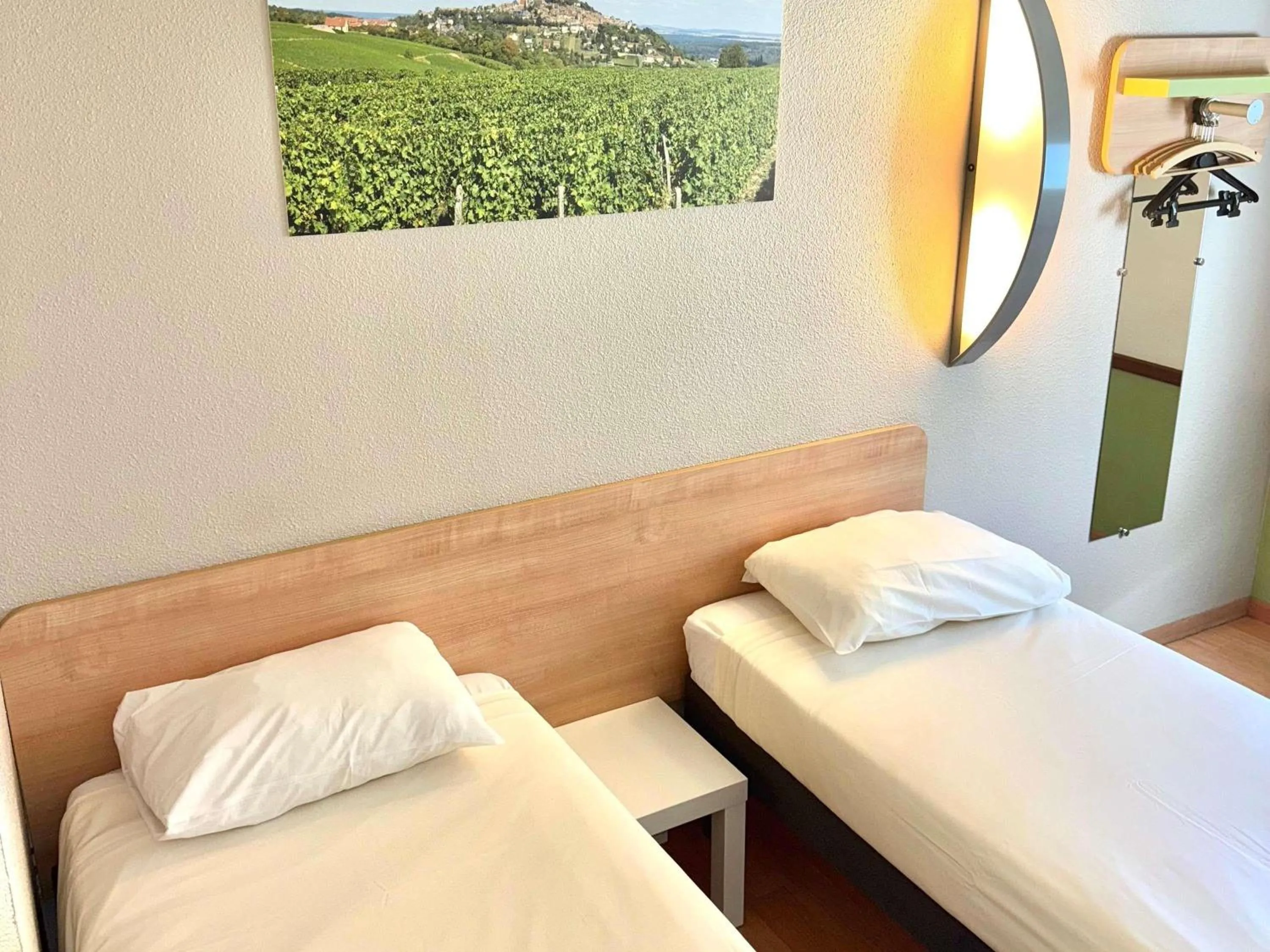 Bedroom, Bed in Hotel Ibis Budget Cosne Sur Loire