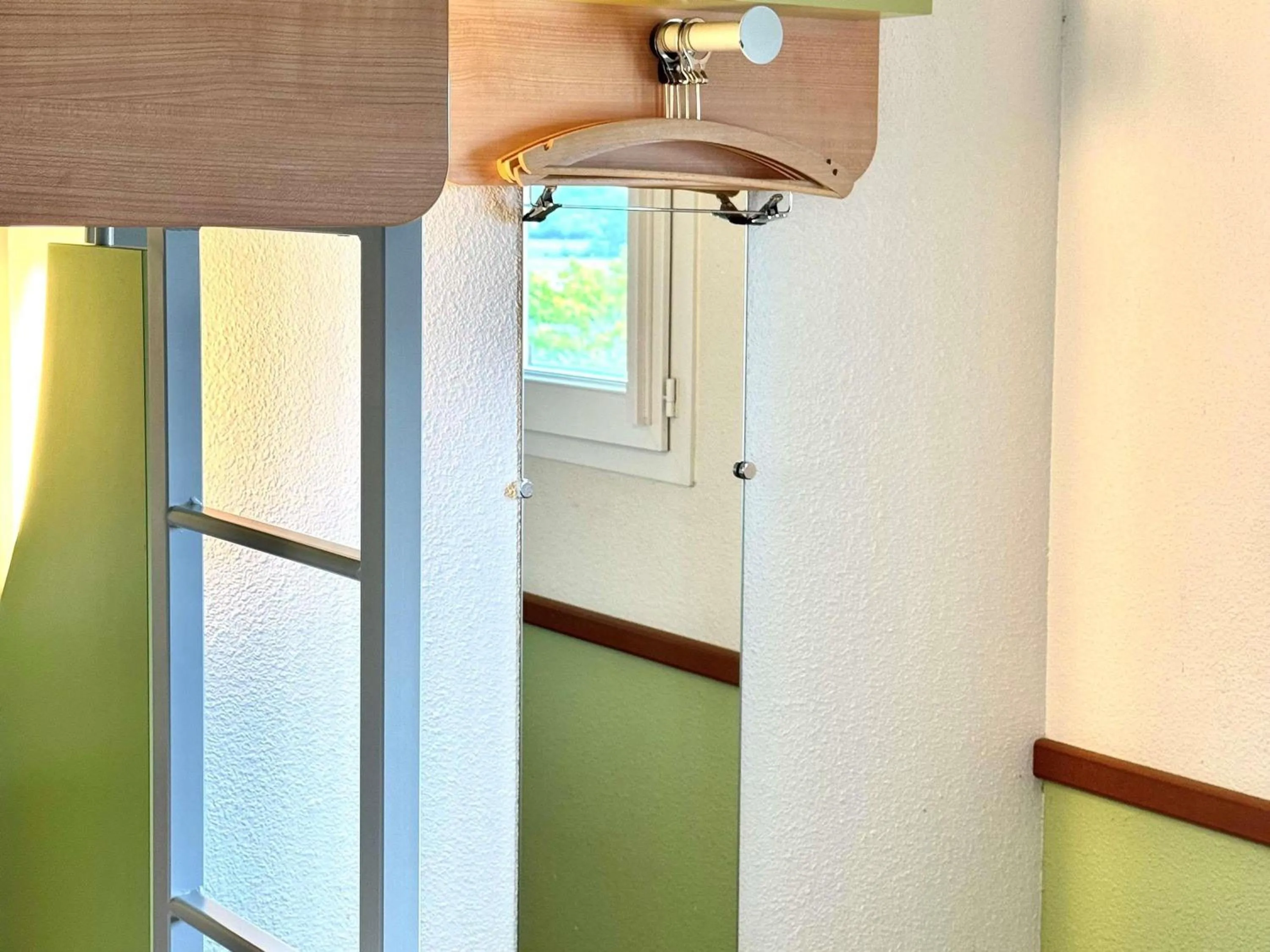 Bedroom in Hotel Ibis Budget Cosne Sur Loire