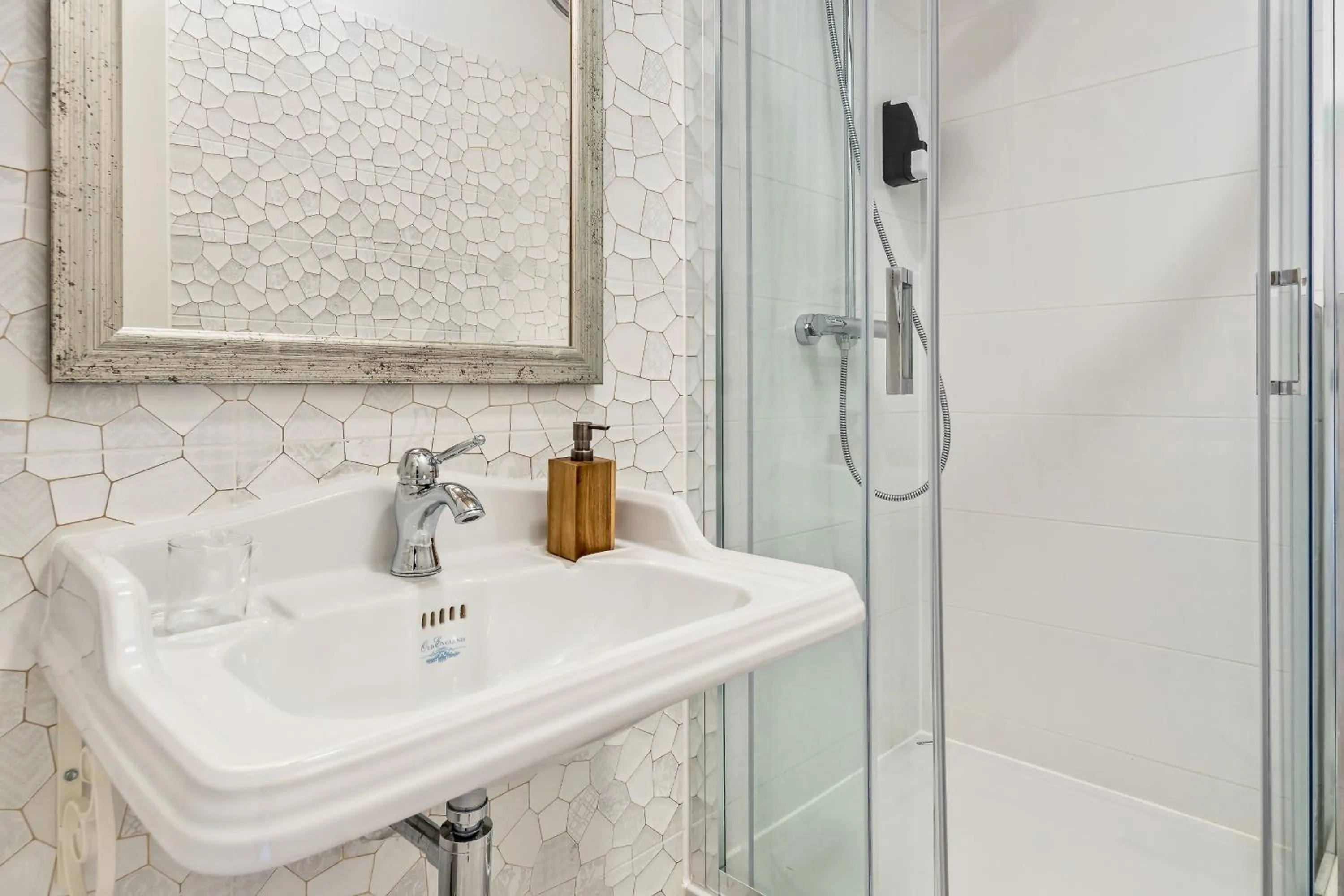 Bathroom in Historic Plaza Varos Split