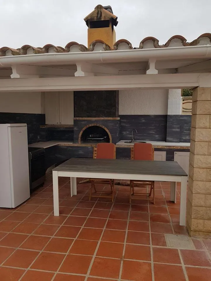 Communal kitchen in Méditerranée Room VILLA BLANCA Cambrils
