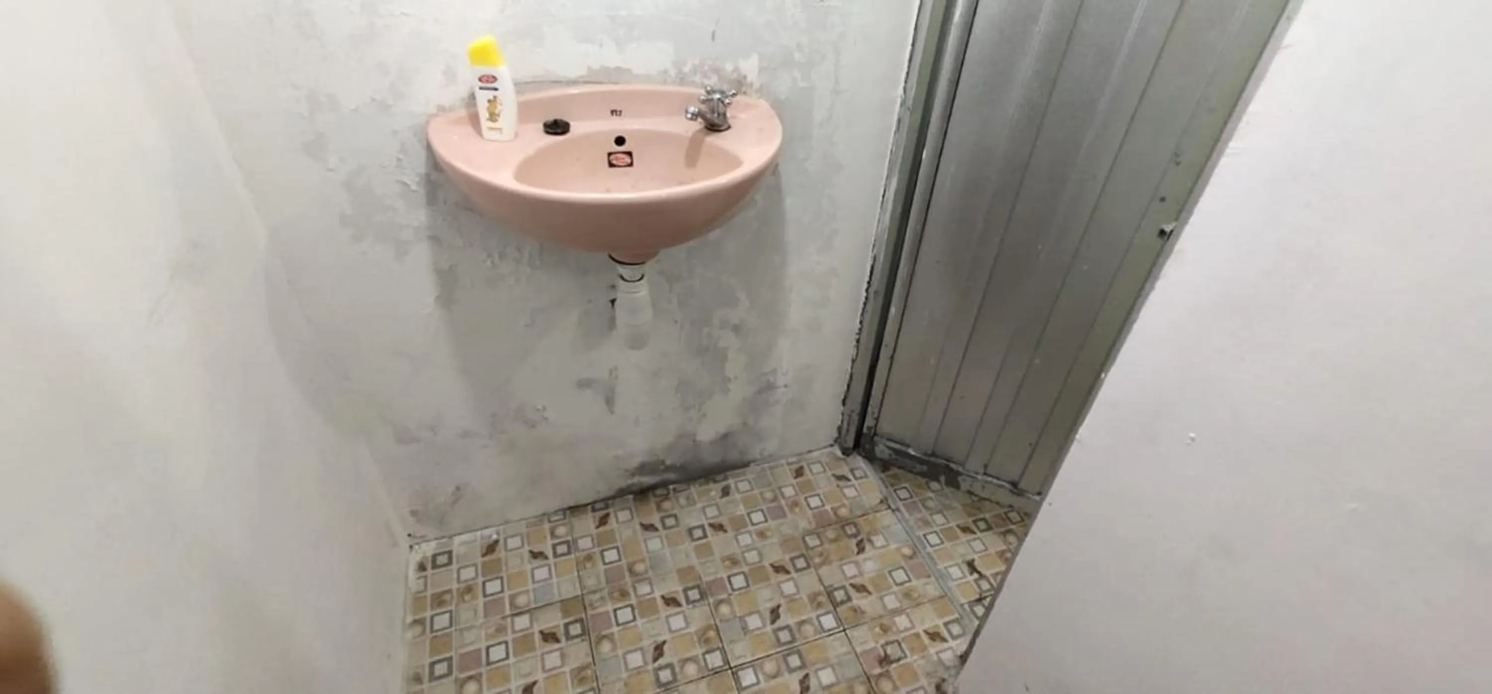 Bathroom in Limasan Mbah Darmo