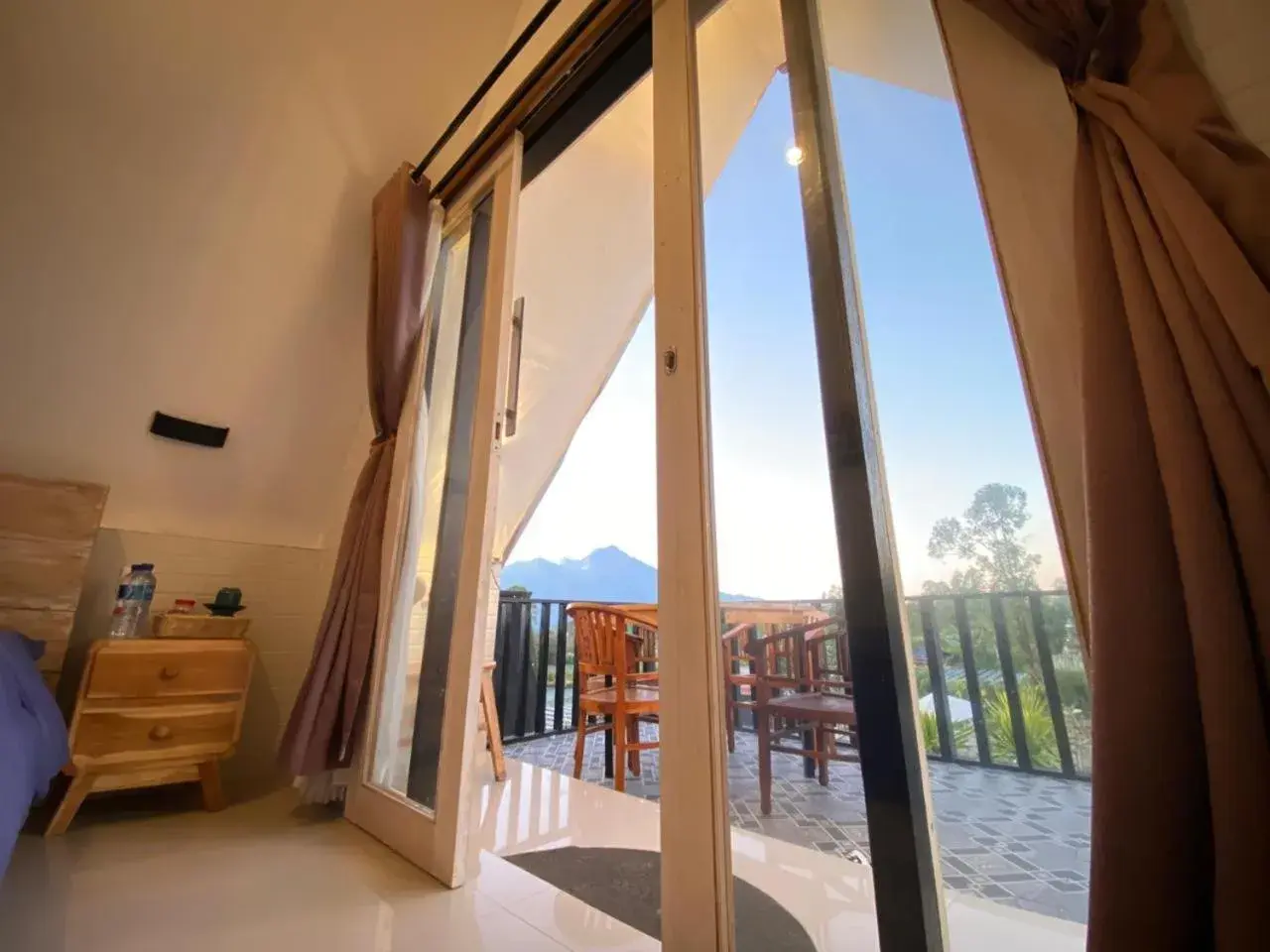 Deluxe Double Room with Balcony in Batur Homestay and Lodge Deluxe Double Room with Balcony in Batur Homestay and Lodge