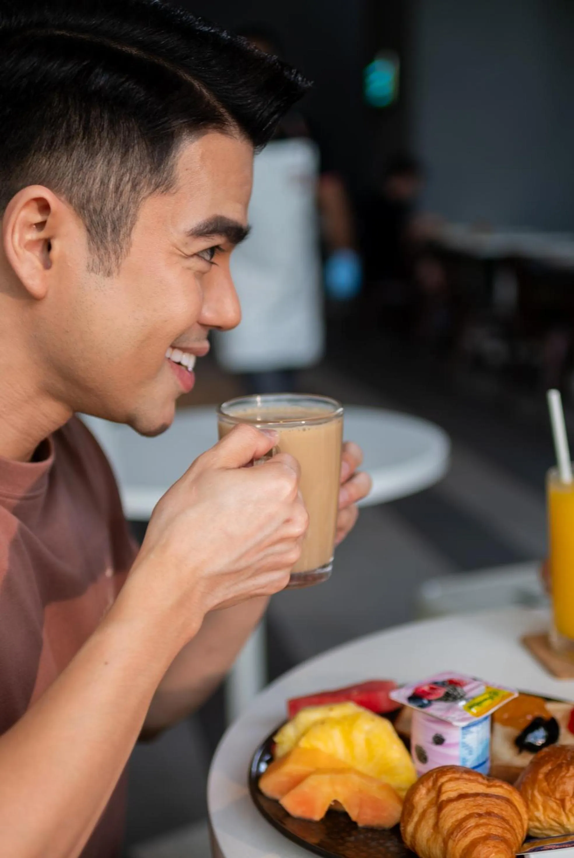 Restaurant/places to eat in Ceylonz Suites KLCC Rooftop Infinity Pool KL Tower View