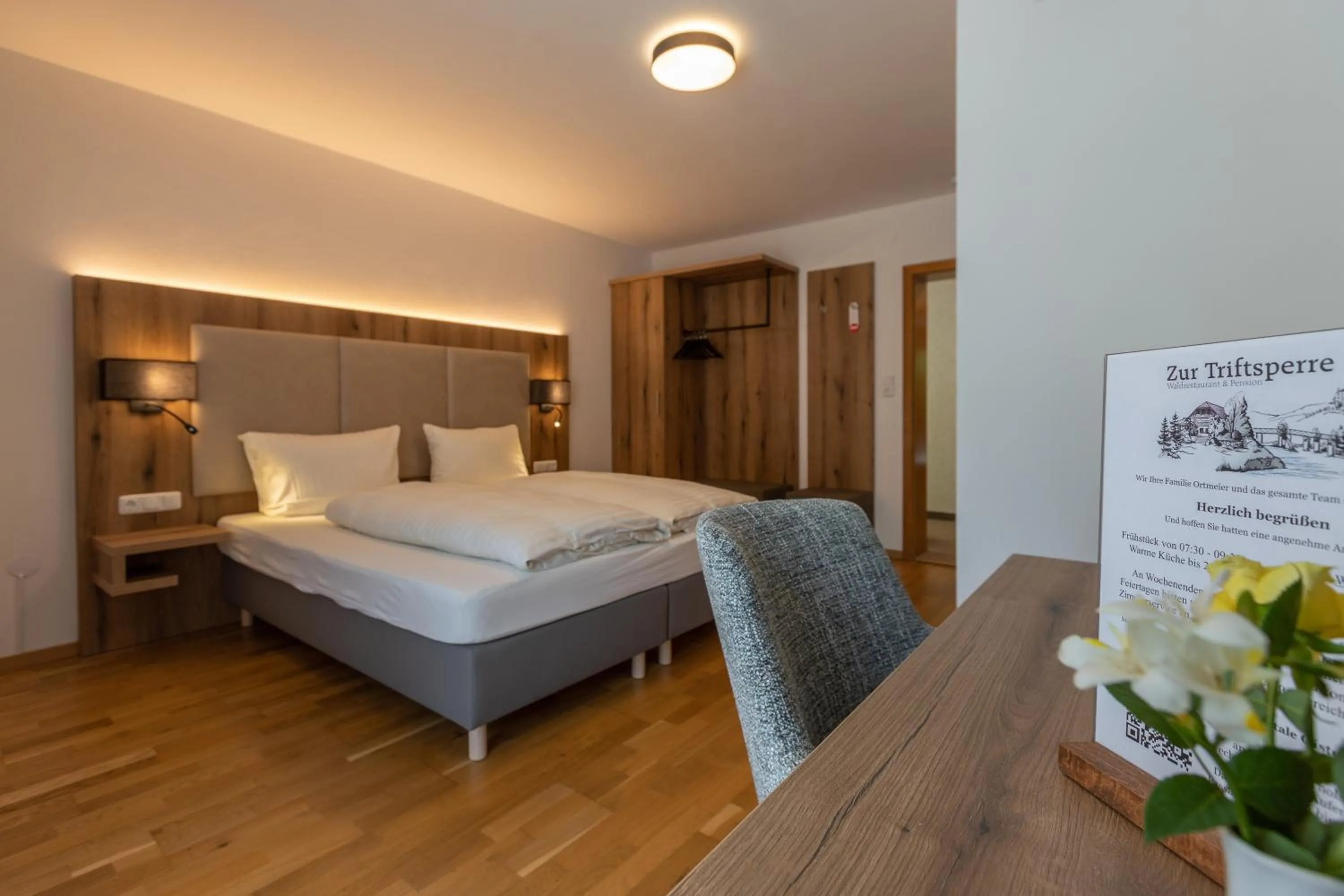 Double Room with Terrace in Zur Triftsperre
